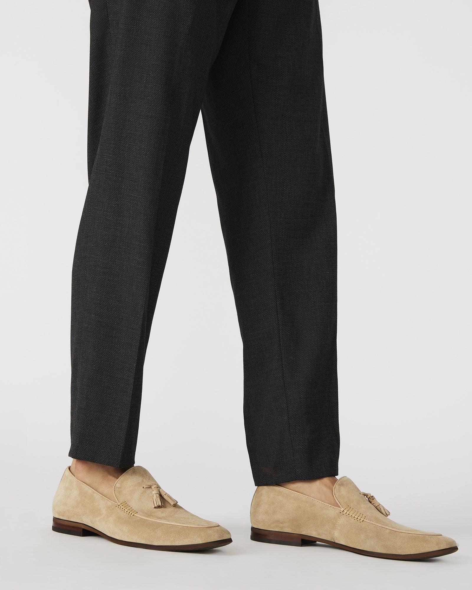STEVEMADDEN_MENS_ONDRE_SAND-SUEDE_1367_f1f1b689-ec21-4e14-864d-ab9e0368a13a.jpg