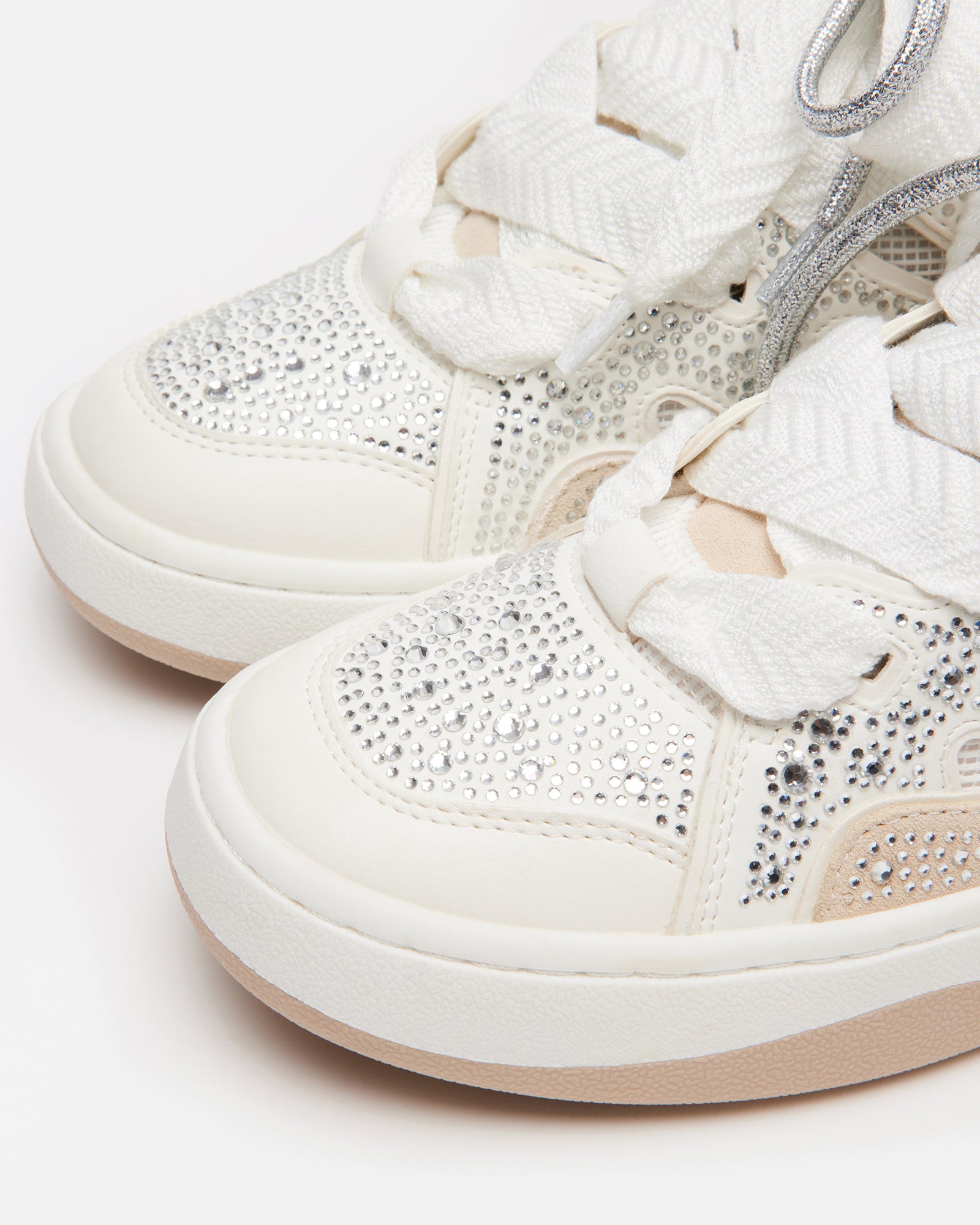 STEVEMADDEN_MENS_ROARING-R_WHITE-MULTI_06.jpg