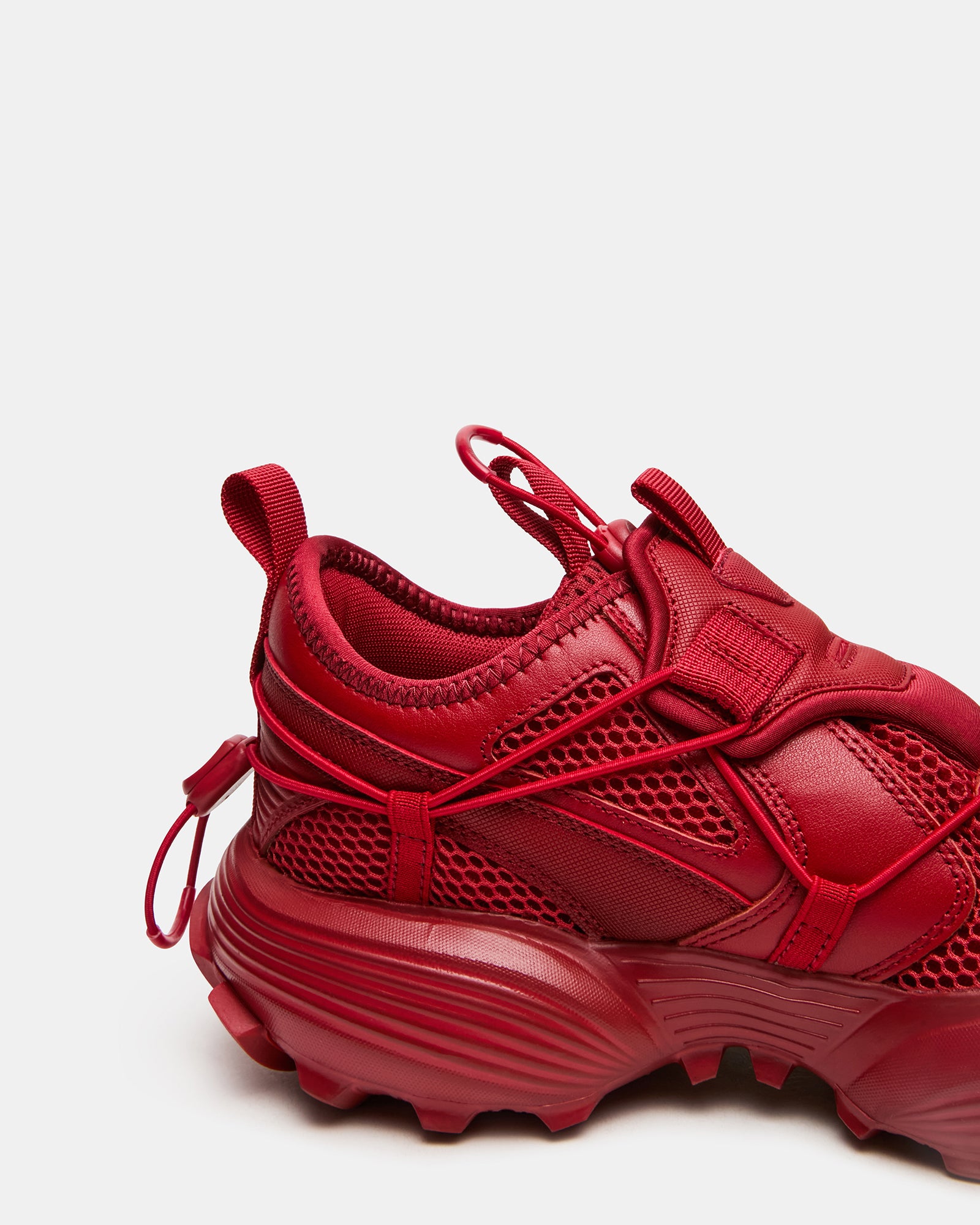 STEVEMADDEN_MENS_ZAREK_RED_05_a39eaeb3-5aff-417b-ba69-d763a907642a.jpg
