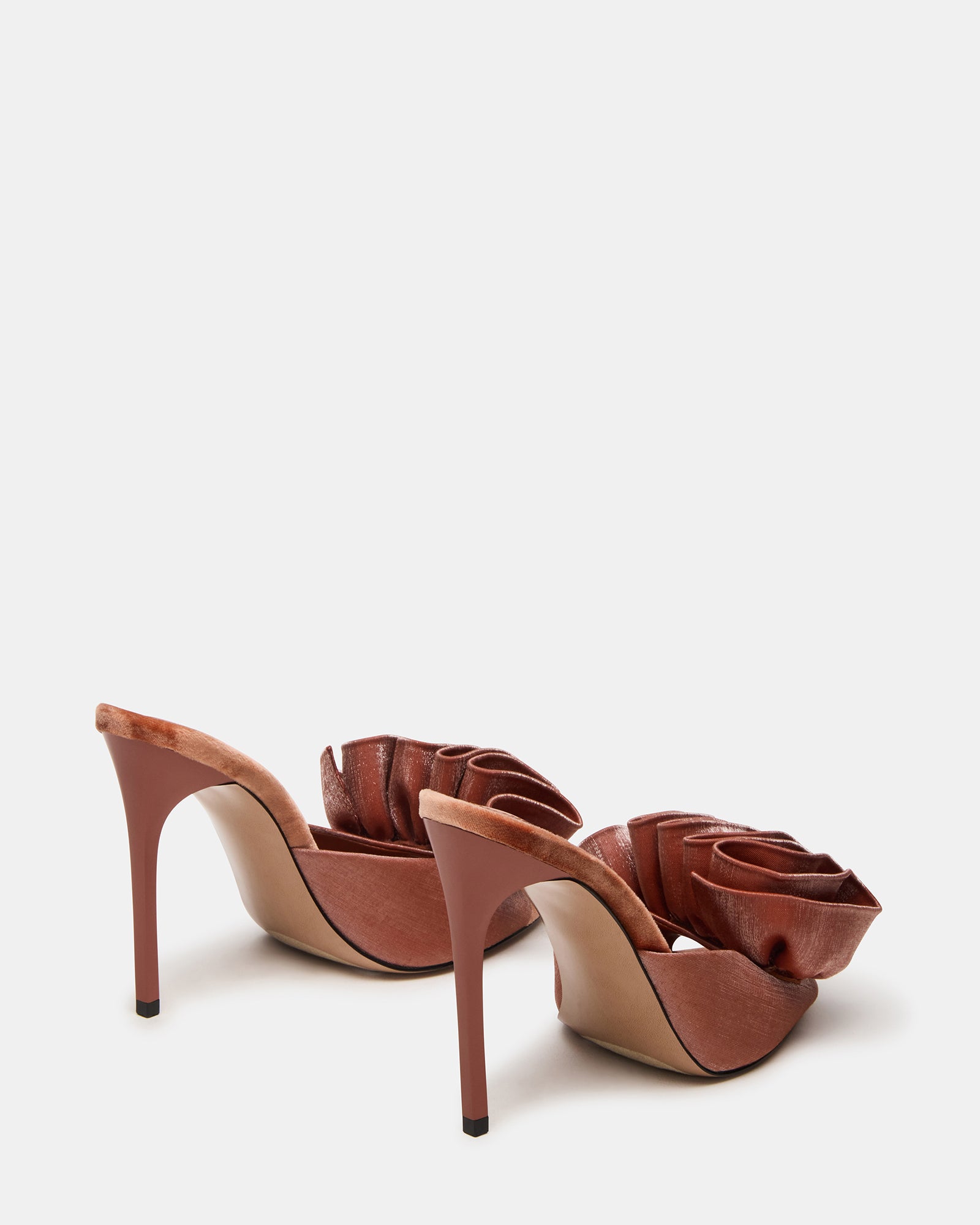 STEVEMADDEN_SHOES_AFFINITY_RUST-SATIN_02.jpg