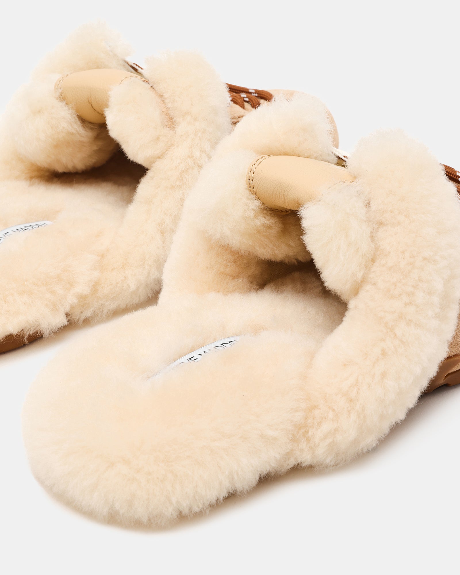 STEVEMADDEN_SHOES_AZIEL-MULE-F_NATURAL-SUEDE05_550ce604-8e0c-47c0-b8ec-58052c08bed6-1.jpg