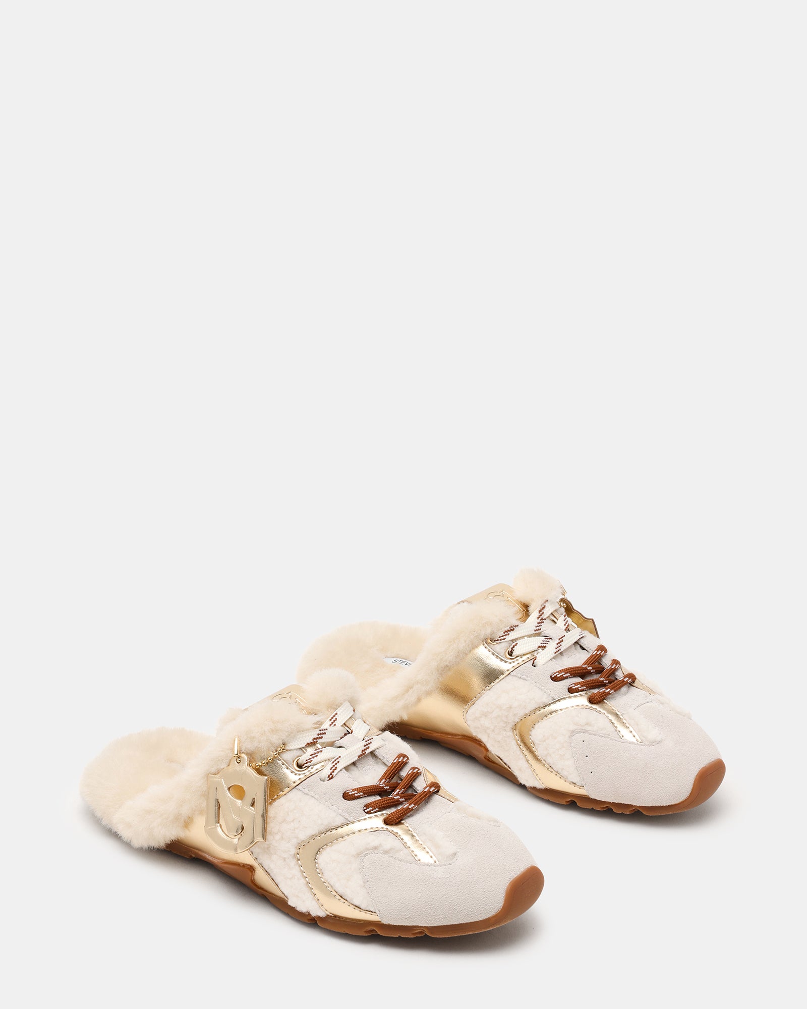 STEVEMADDEN_SHOES_AZIELMULE-F_SHEARLING02.jpg