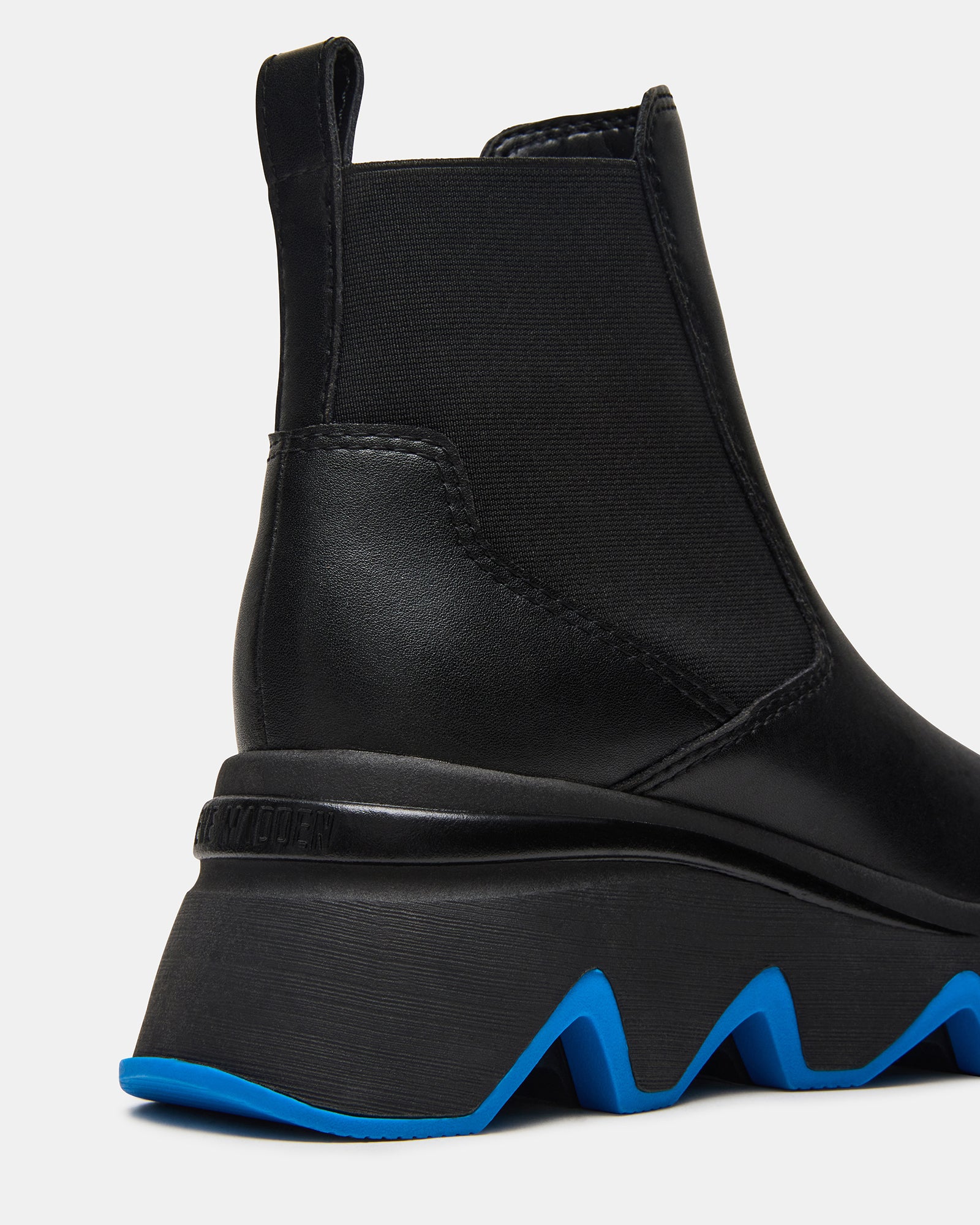 STEVEMADDEN_SHOES_BREAKAWAY_BLACK-LEATHER_03.jpg