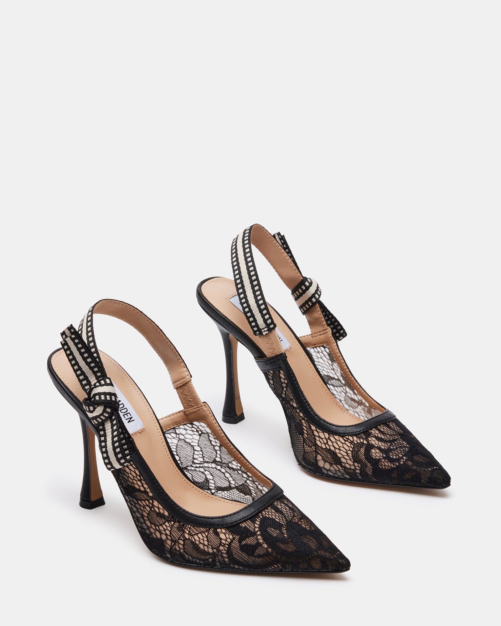 STEVEMADDEN_SHOES_BRI_BLACK-LACE_02.jpg