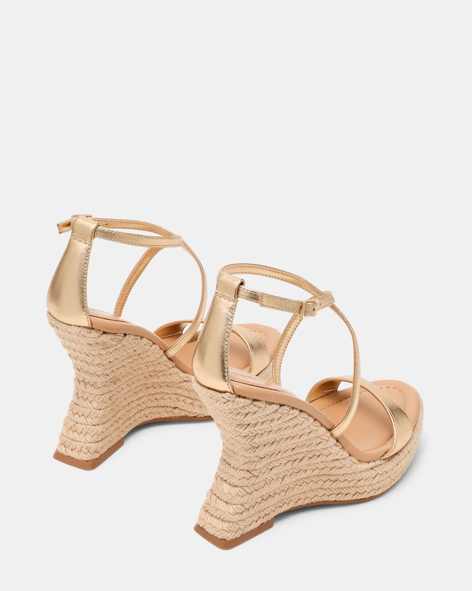 STEVEMADDEN_SHOES_CALIANA_GOLD-LEATHER03_4993b858-456d-450c-85e2-12a798a42af2.jpg