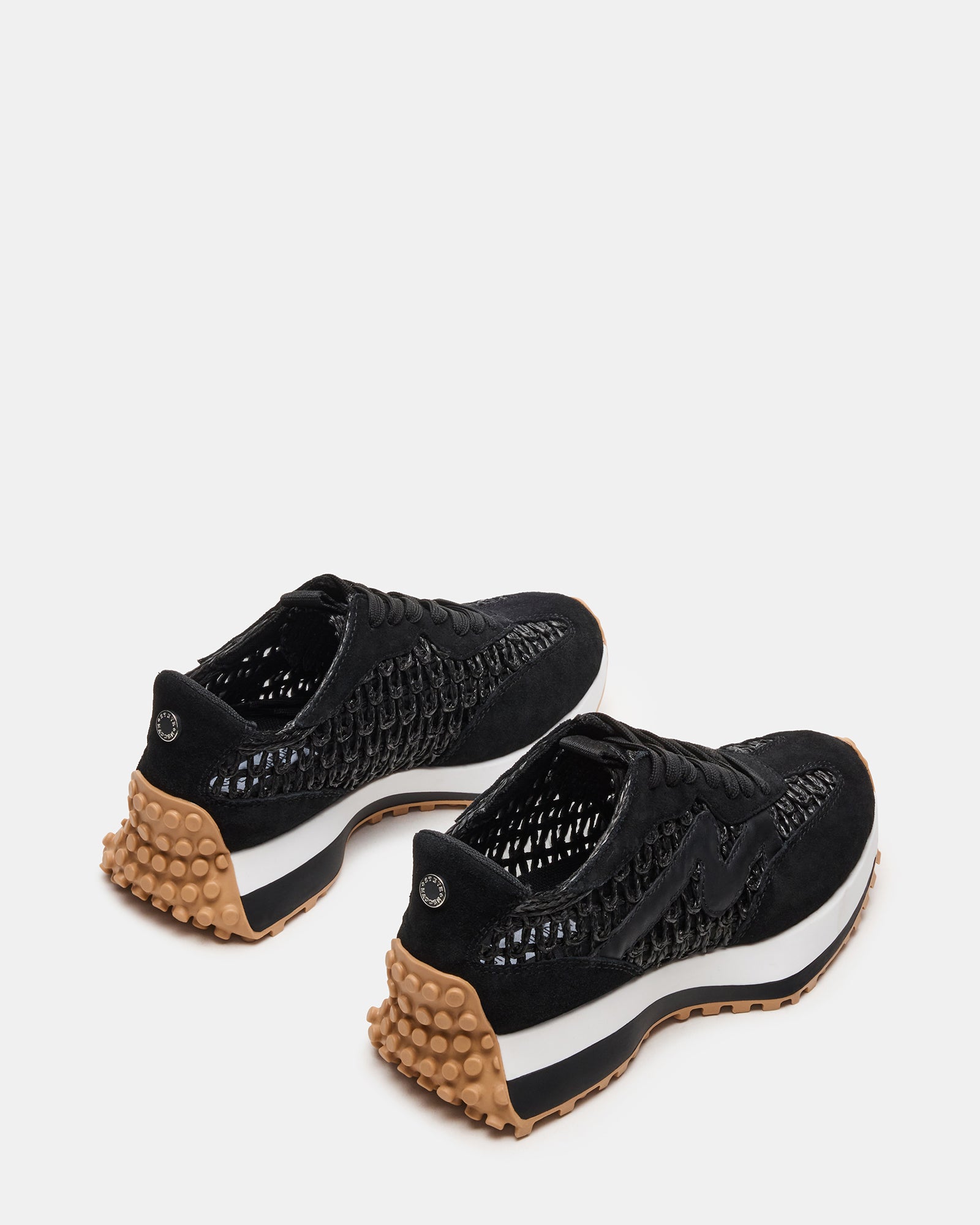 STEVEMADDEN_SHOES_CAMPO_BLACK-BEIGE_03_123ad1fc-165c-4cff-94b0-89d35676f413.jpg