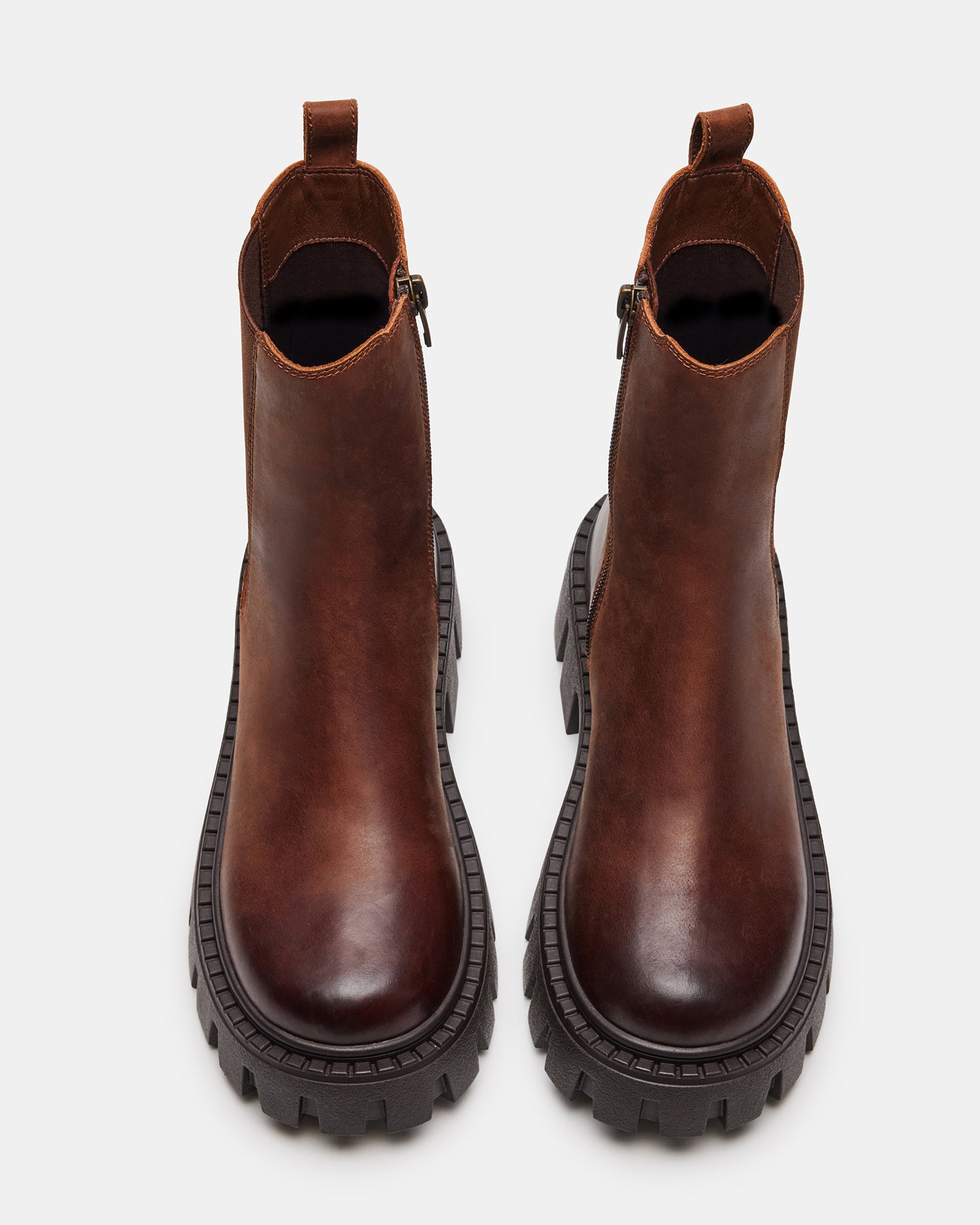 STEVEMADDEN_SHOES_CHARGES_BROWN-DISTRESSED_05.jpg