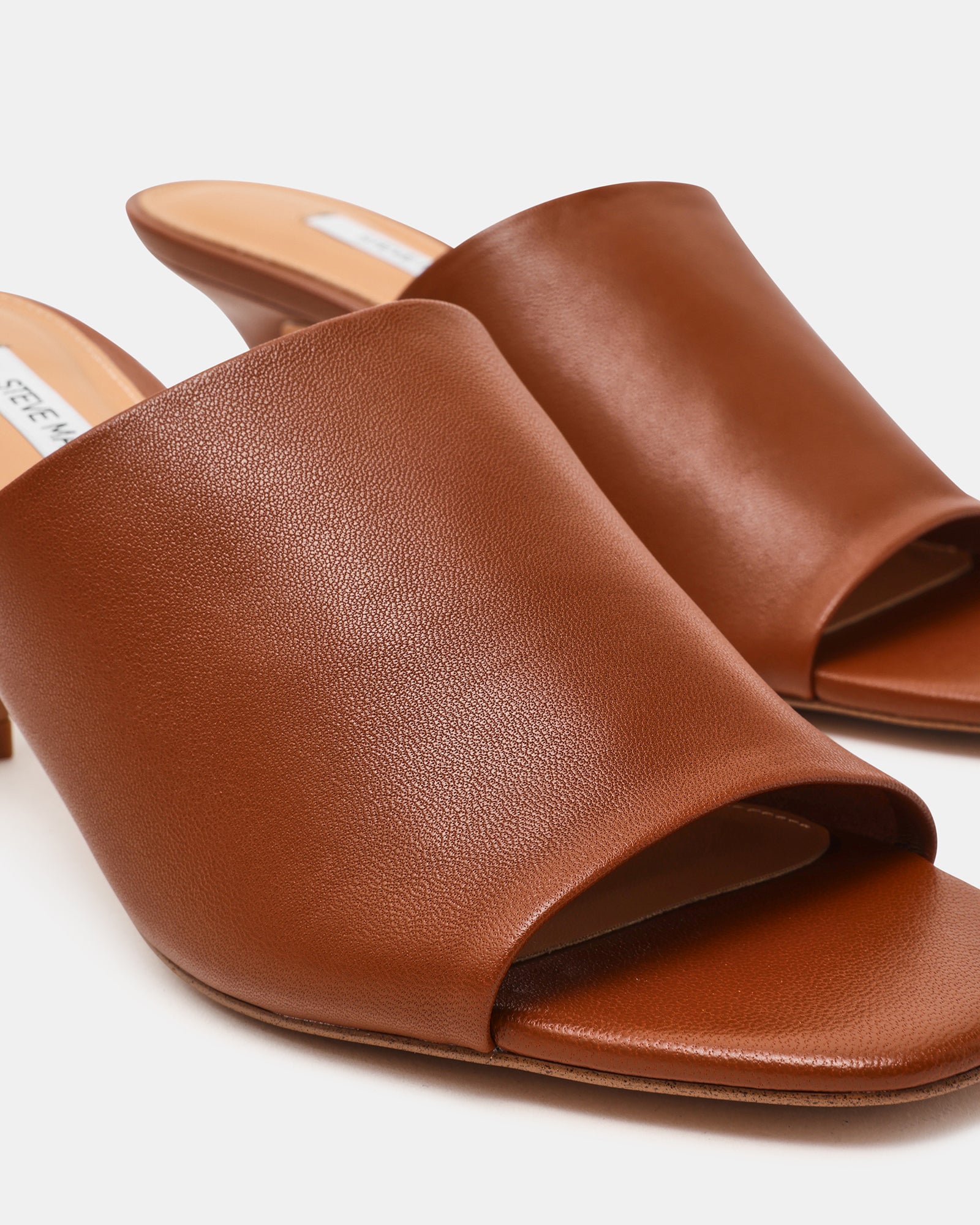 STEVEMADDEN_SHOES_CIERA_TAN-LEATHER05.jpg