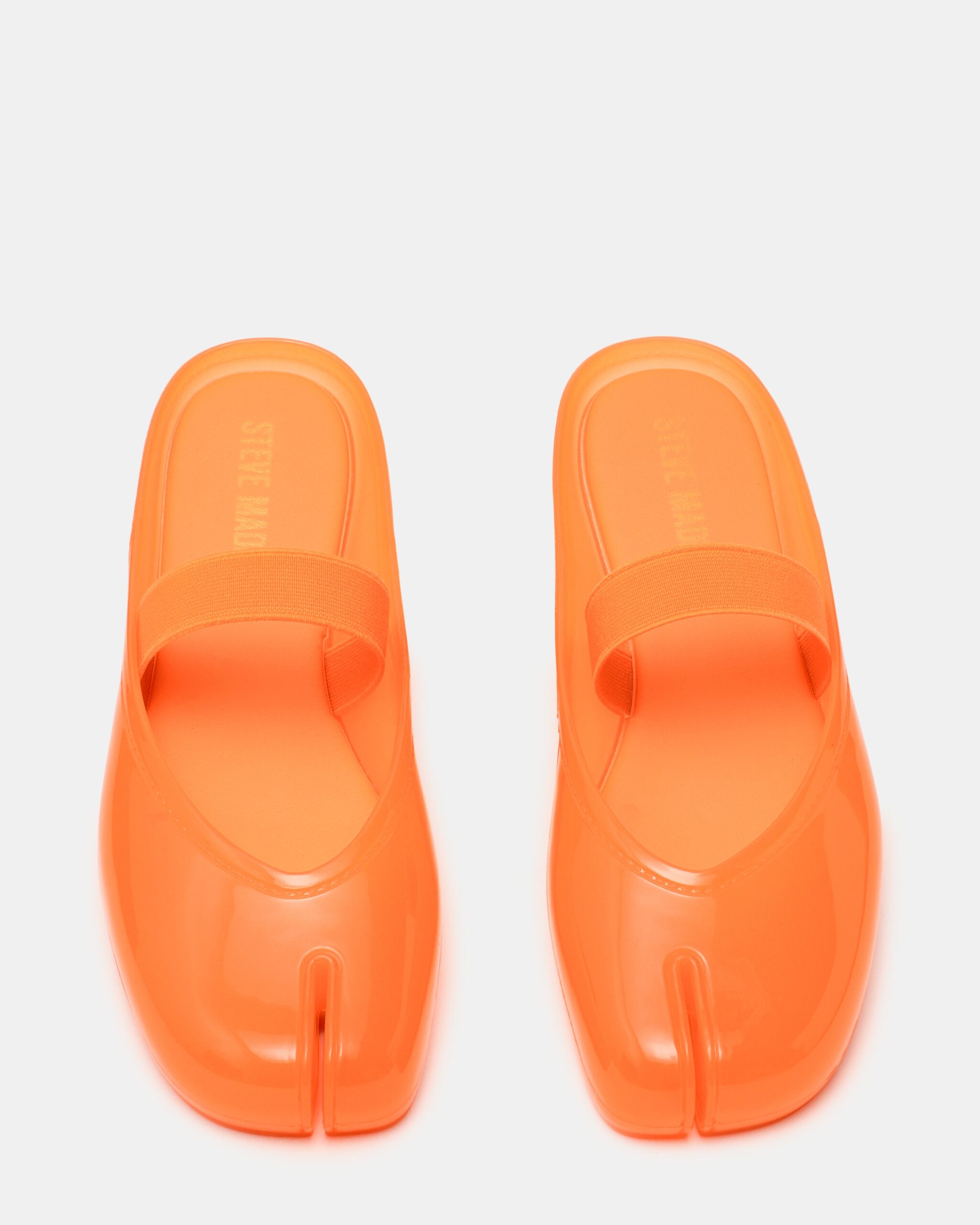 STEVEMADDEN_SHOES_COVA_ORANGE04.jpg