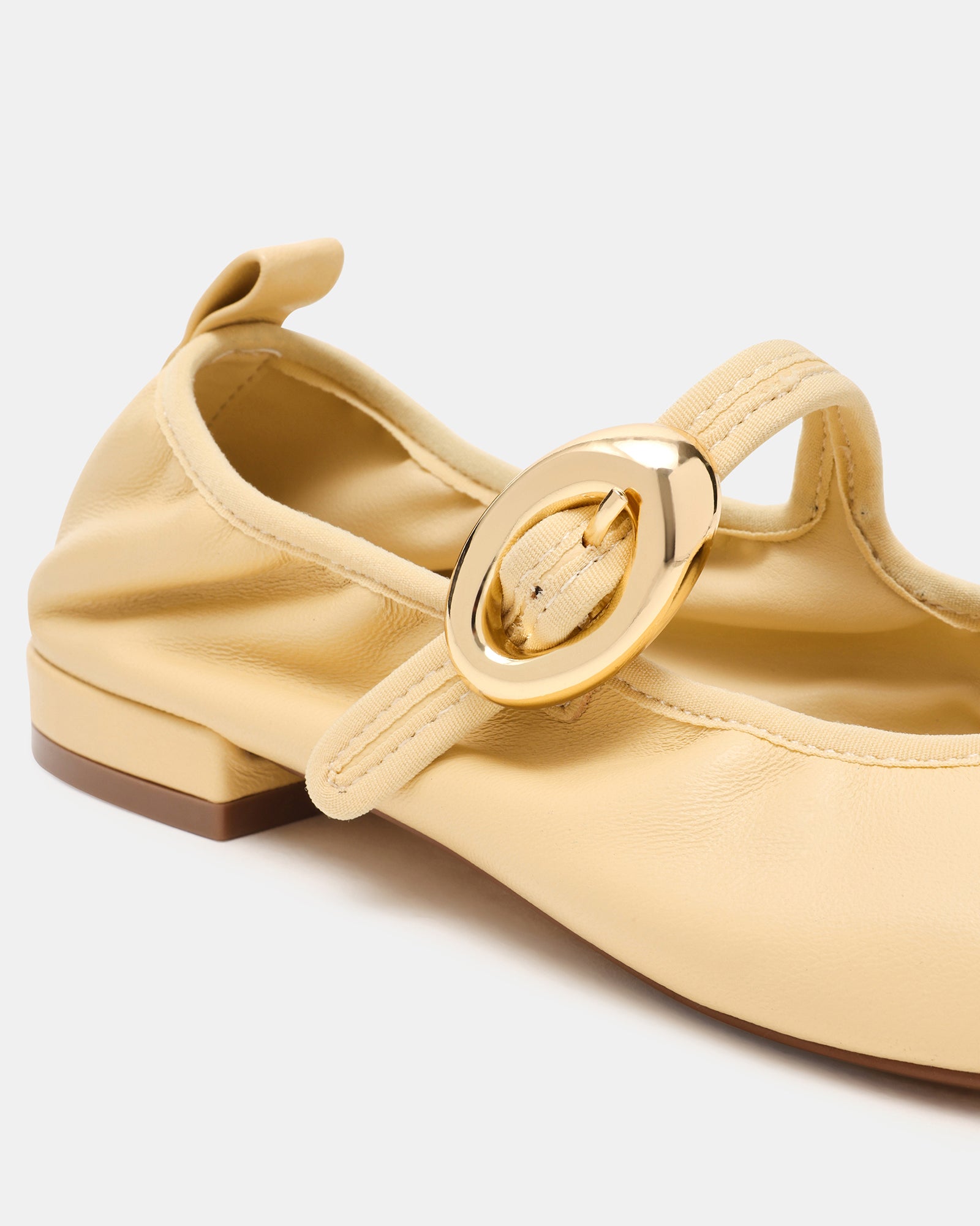 STEVEMADDEN_SHOES_DAFFIA_BUTTER-LEATHER05.jpg