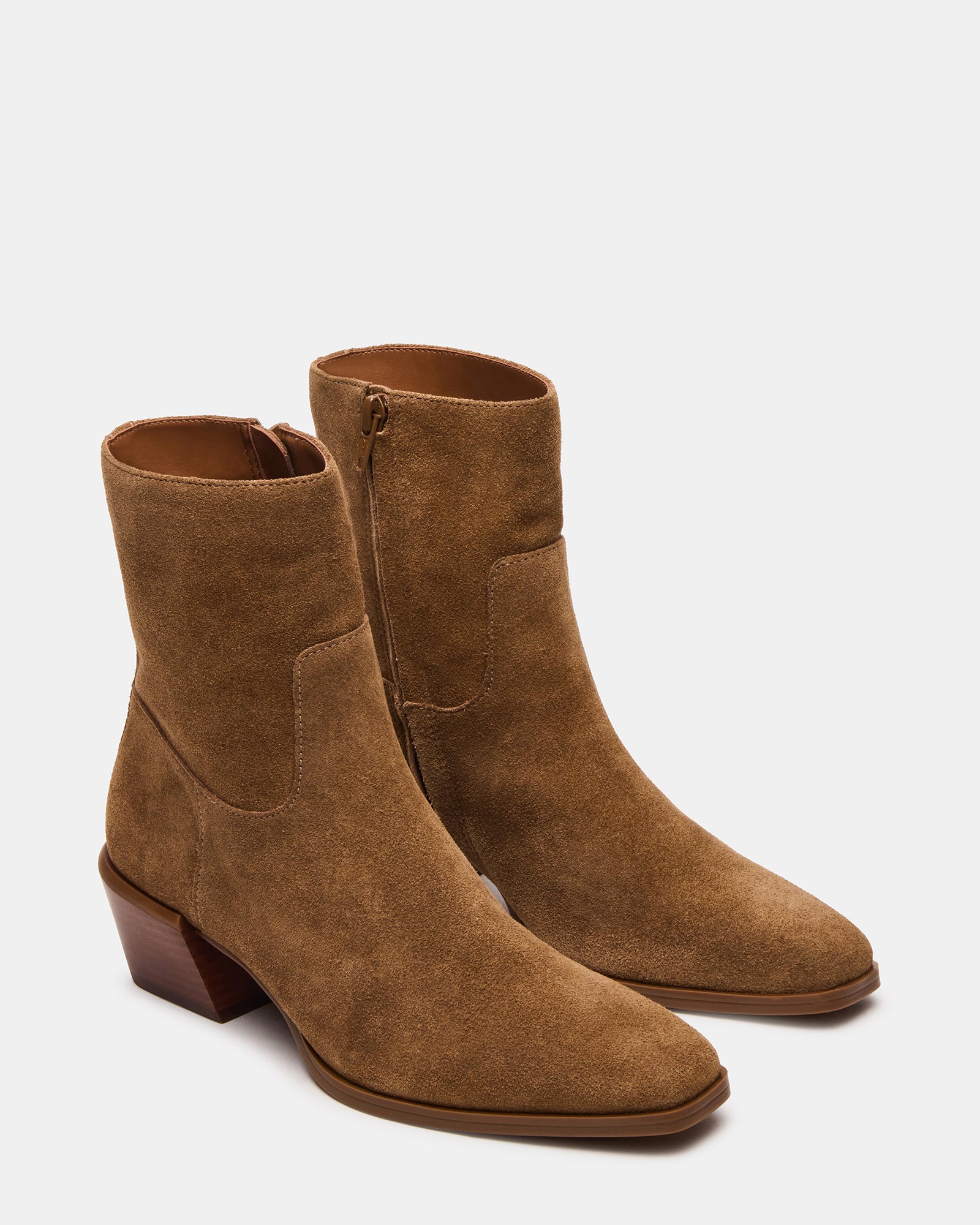 STEVEMADDEN_SHOES_DANEY_TAUPE-SUEDE_02.jpg