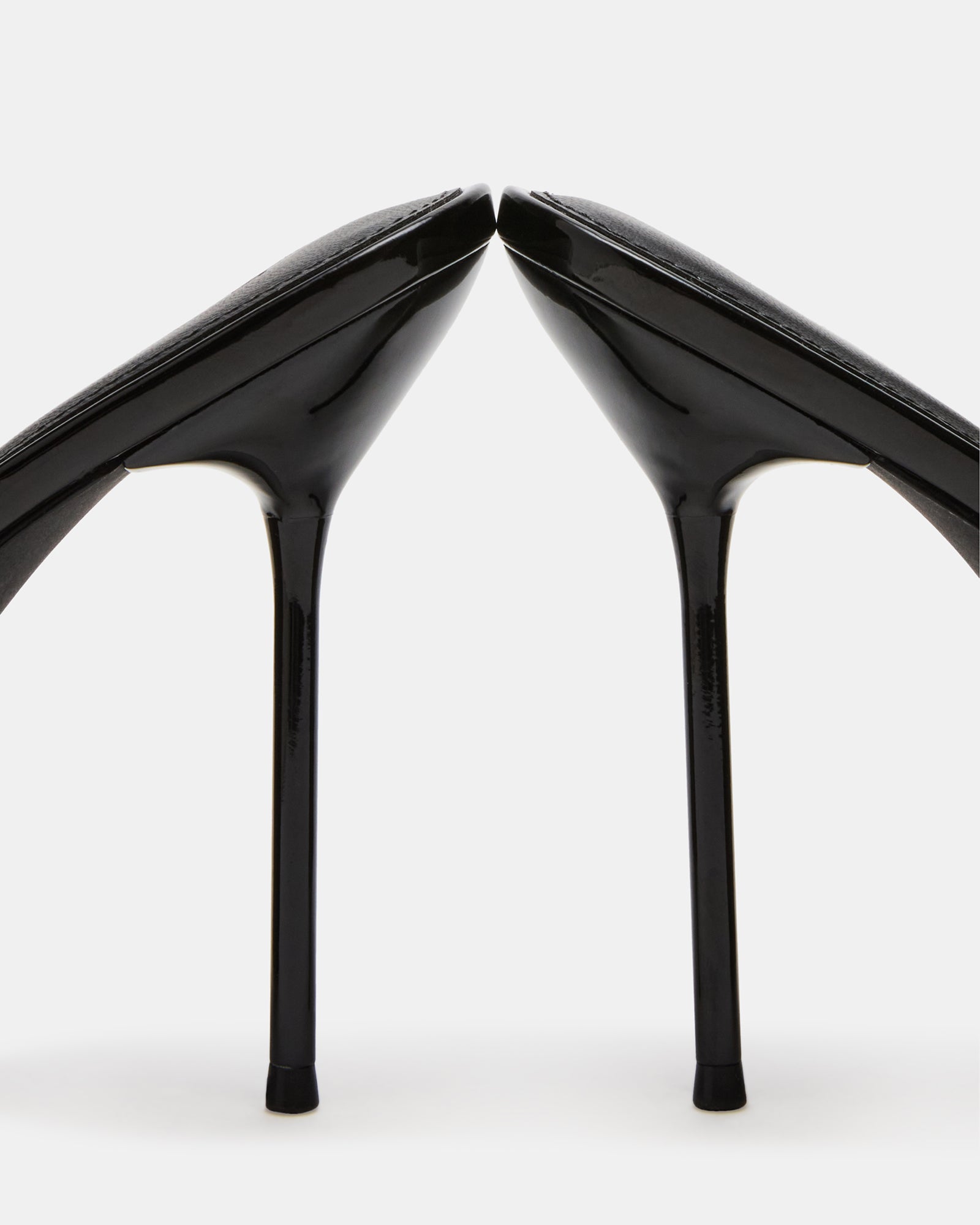 STEVEMADDEN_SHOES_DAVINA_BLACK-PATENT_05.jpg