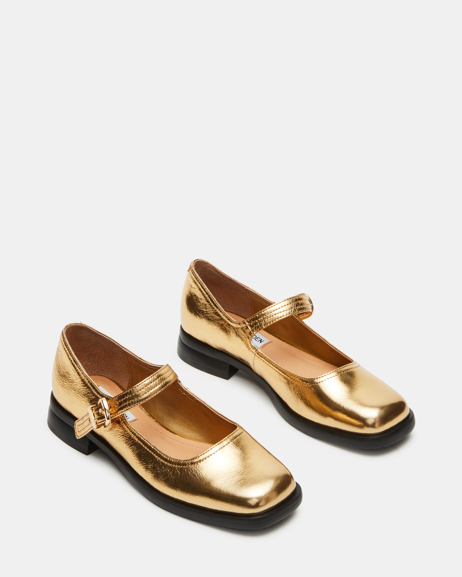 STEVEMADDEN_SHOES_DELANCY_GOLD-LEATHER_02.jpg