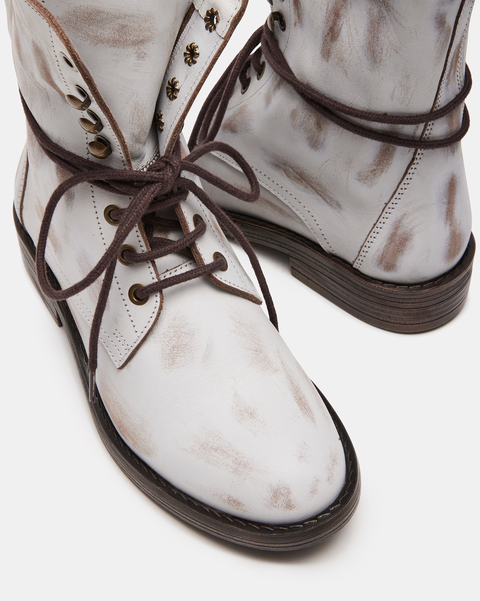 STEVEMADDEN_SHOES_DEVIE_WHITE-LEATHER_03.jpg