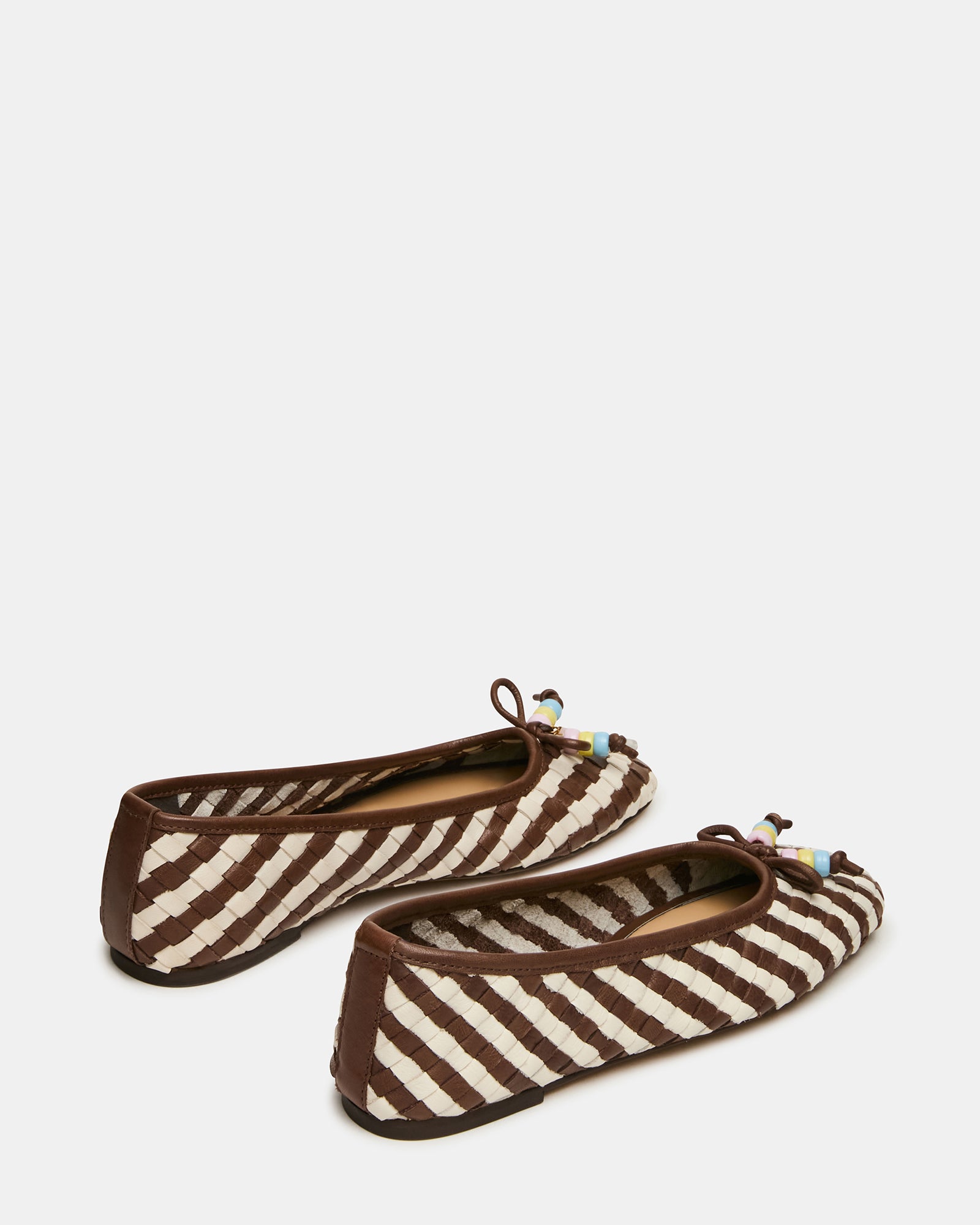 STEVEMADDEN_SHOES_DIVY_WHITE-BROWN-LEATHER_03_e2dae35f-3685-4c89-90b3-563e2c7a1c73.jpg