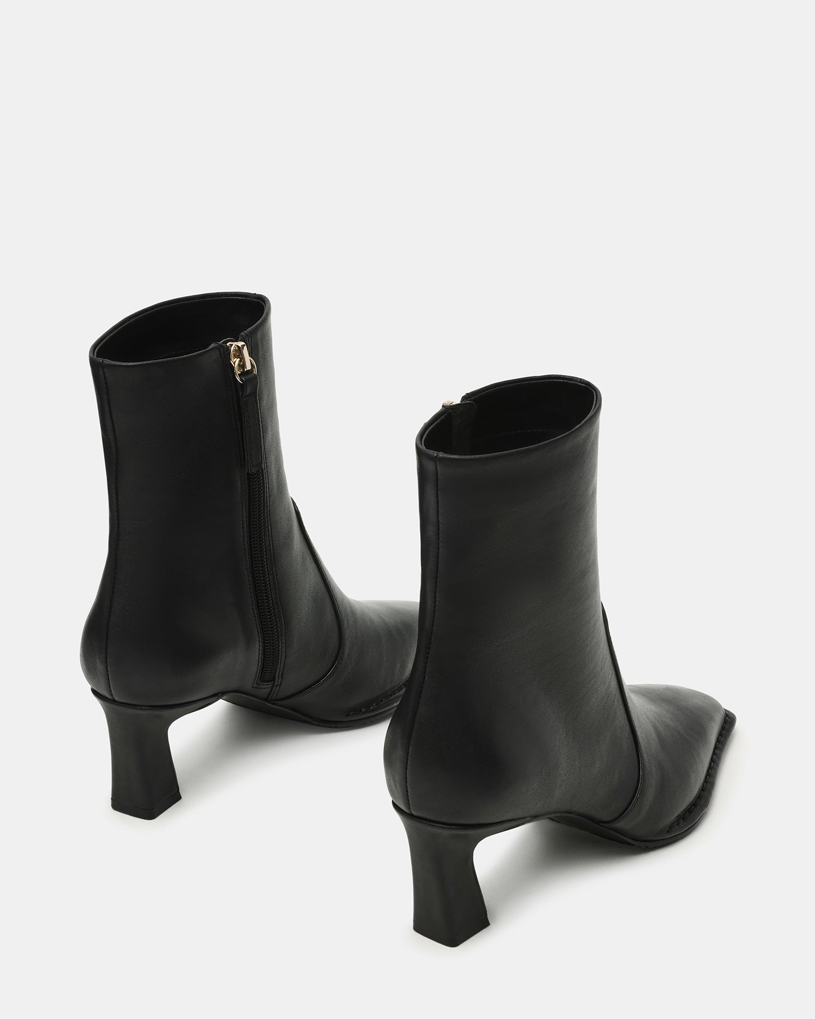 STEVEMADDEN_SHOES_FARE_BLACK-LEATHER03.jpg