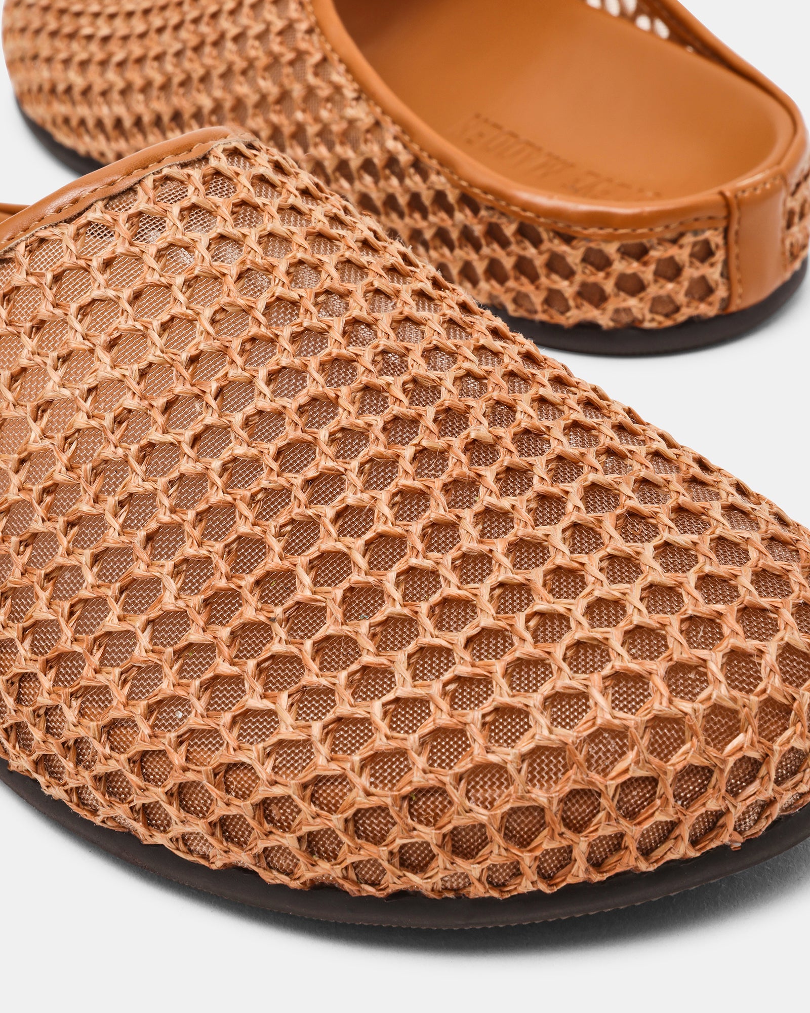 STEVEMADDEN_SHOES_FERN-MESH_TAN-RAFFIA05.jpg