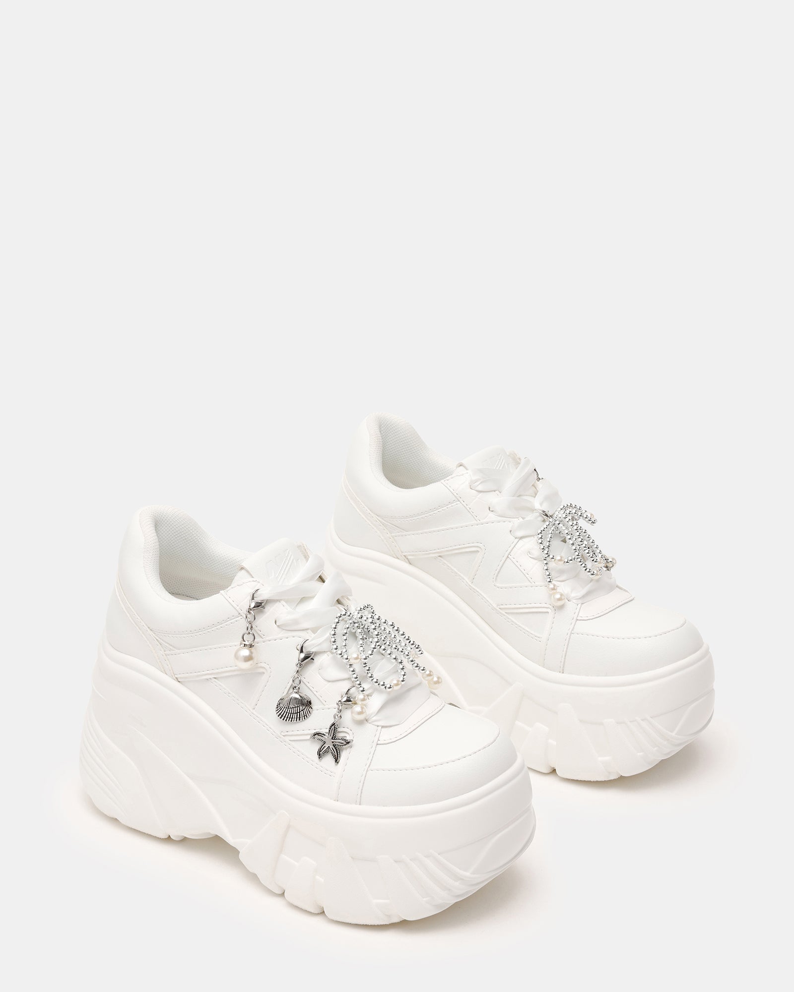 STEVEMADDEN_SHOES_FIFI_WHITE02.jpg