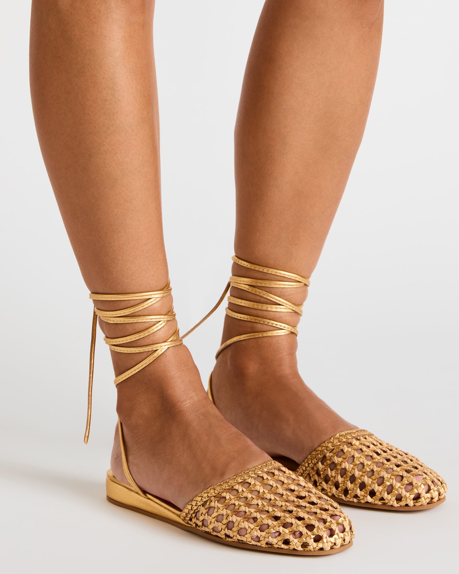 STEVEMADDEN_SHOES_FLUTTER_NATURAL-GOLD_0239.jpg