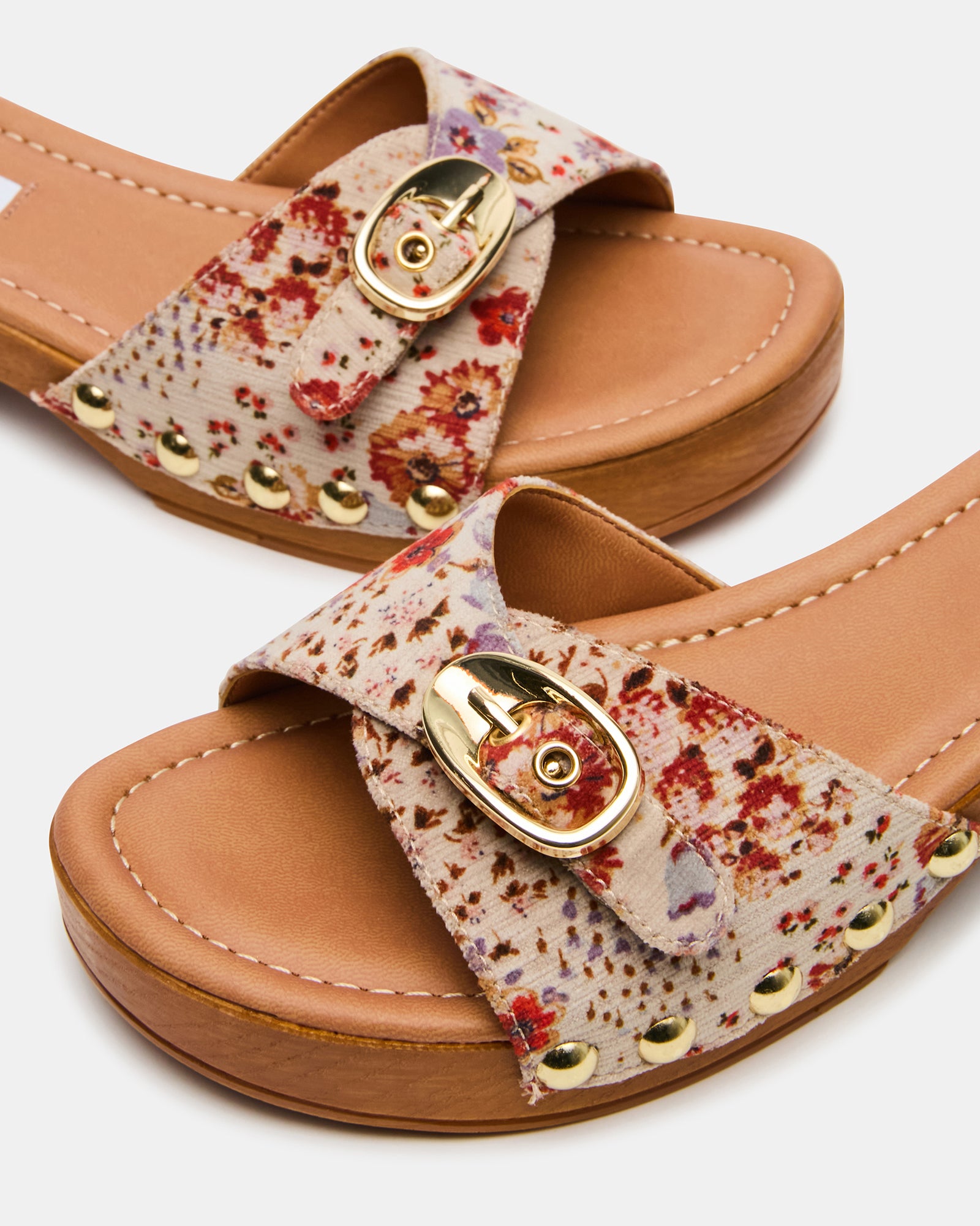 STEVEMADDEN_SHOES_FREDI_FLORAL_05.jpg