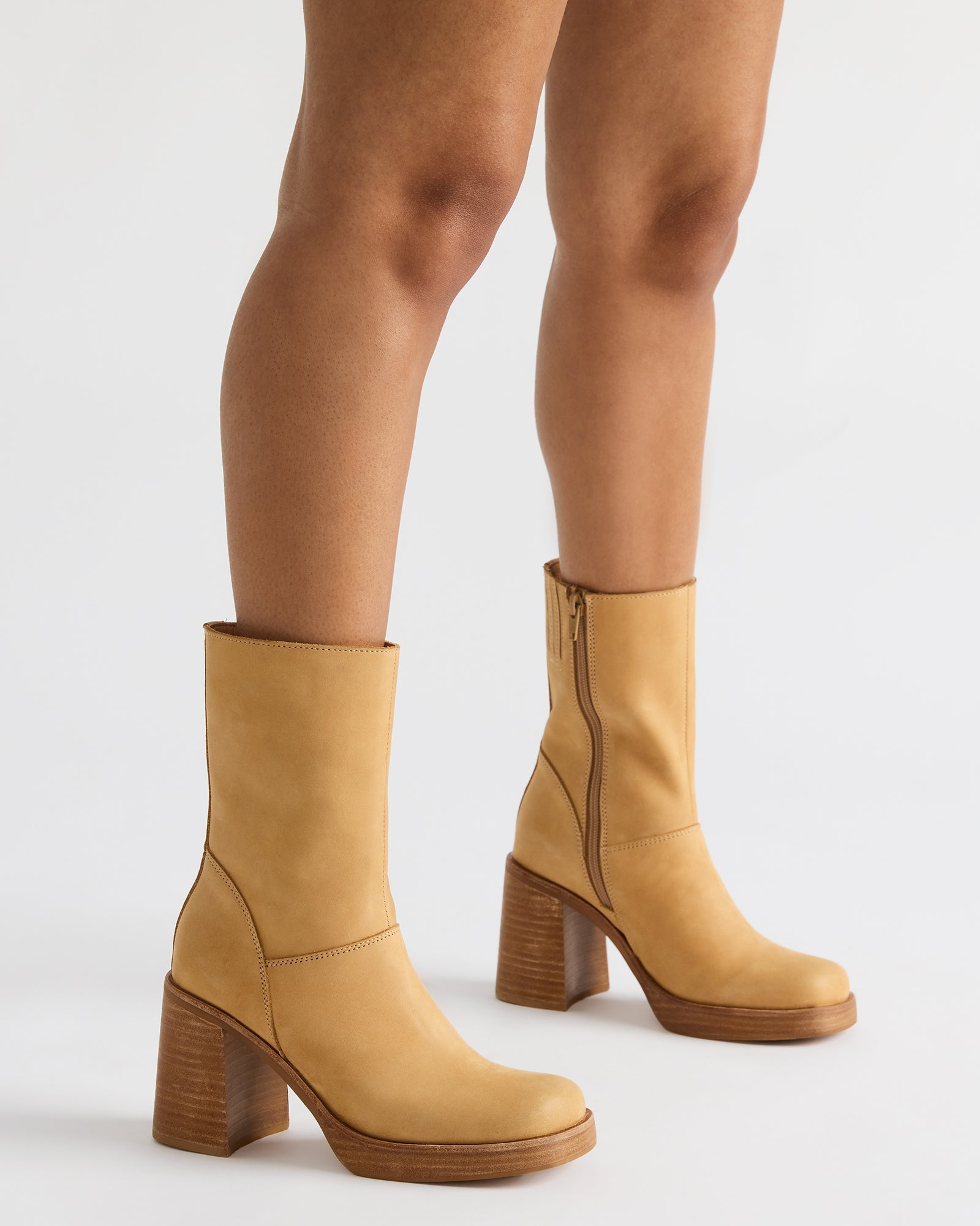 STEVEMADDEN_SHOES_FUSION_BANANA-LEATHER_0202.jpg