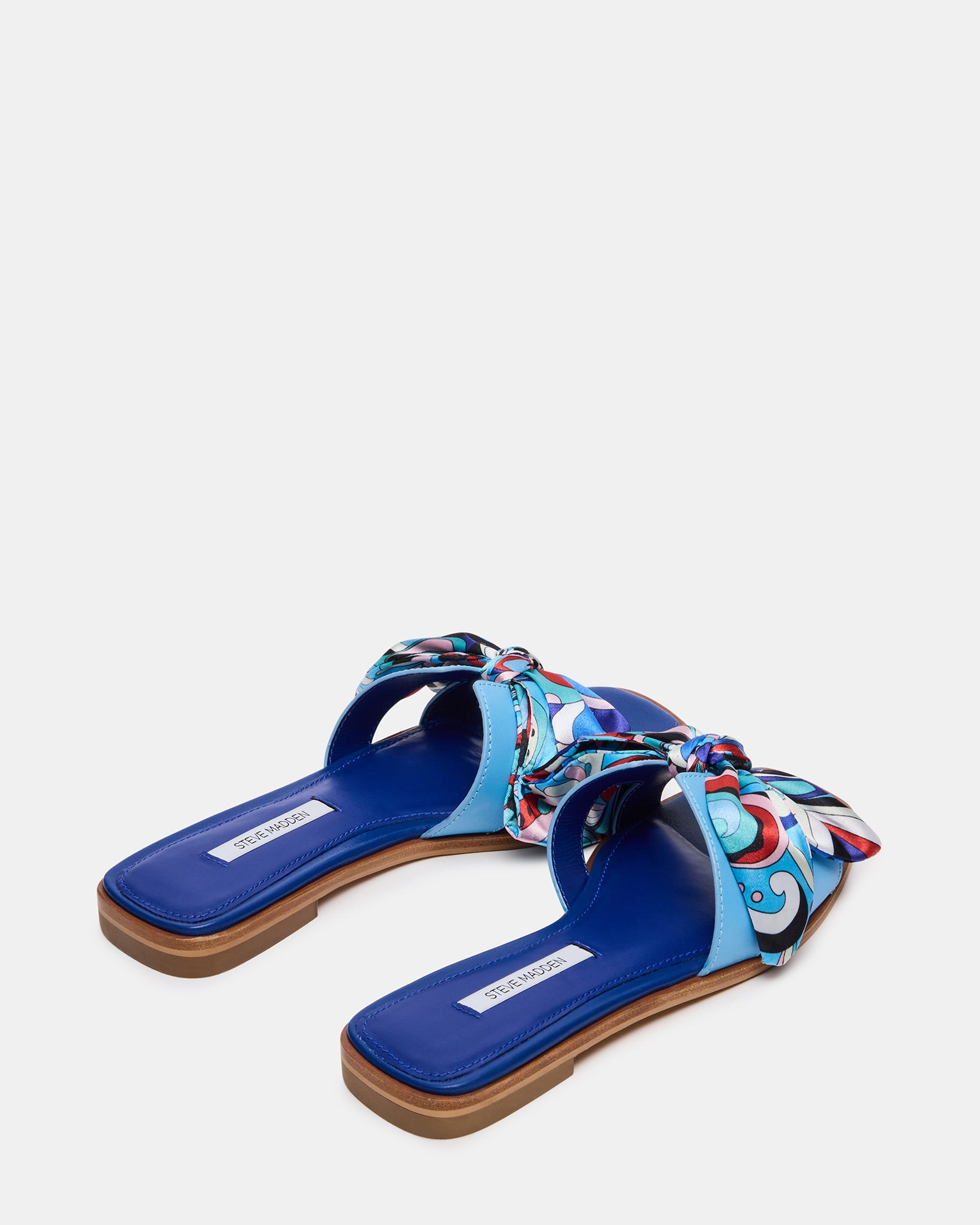 STEVEMADDEN_SHOES_HADYN-SCARF_BLUE-MULTI_03_7bc50d75-ae10-4452-a7b3-9bab2875ce1a.jpg