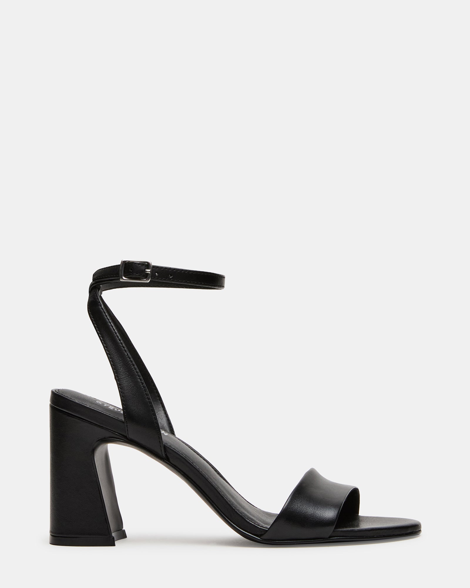 STEVEMADDEN_SHOES_LARAH_BLACK-LEATHER_01.jpg