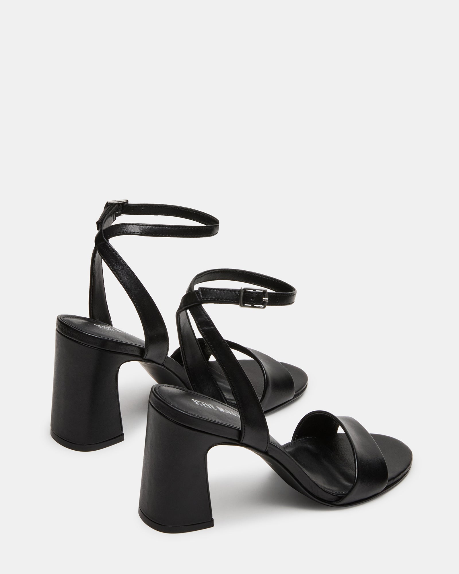 STEVEMADDEN_SHOES_LARAH_BLACK-LEATHER_03.jpg