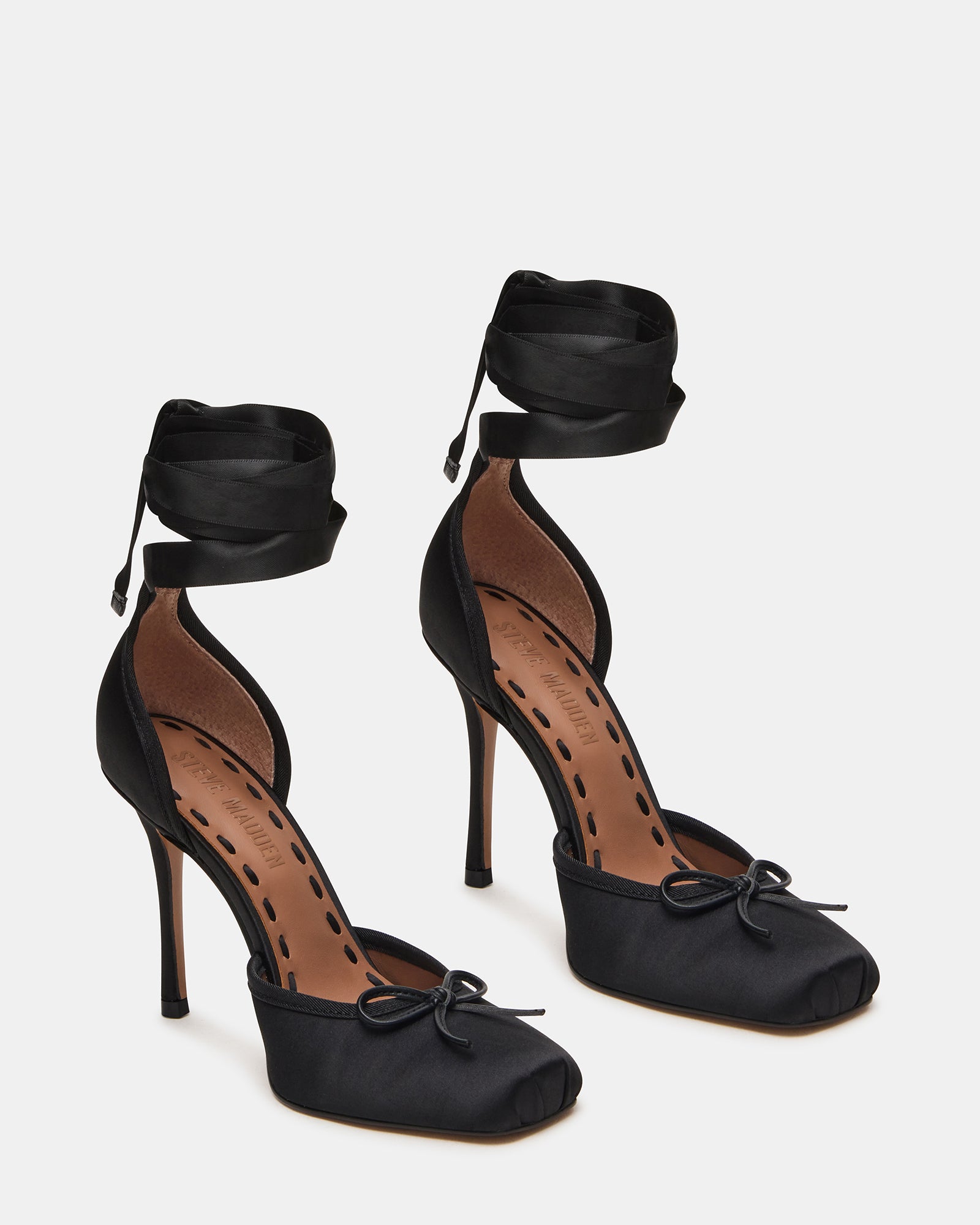 STEVEMADDEN_SHOES_LARINA_BLACK-SATIN_01.jpg