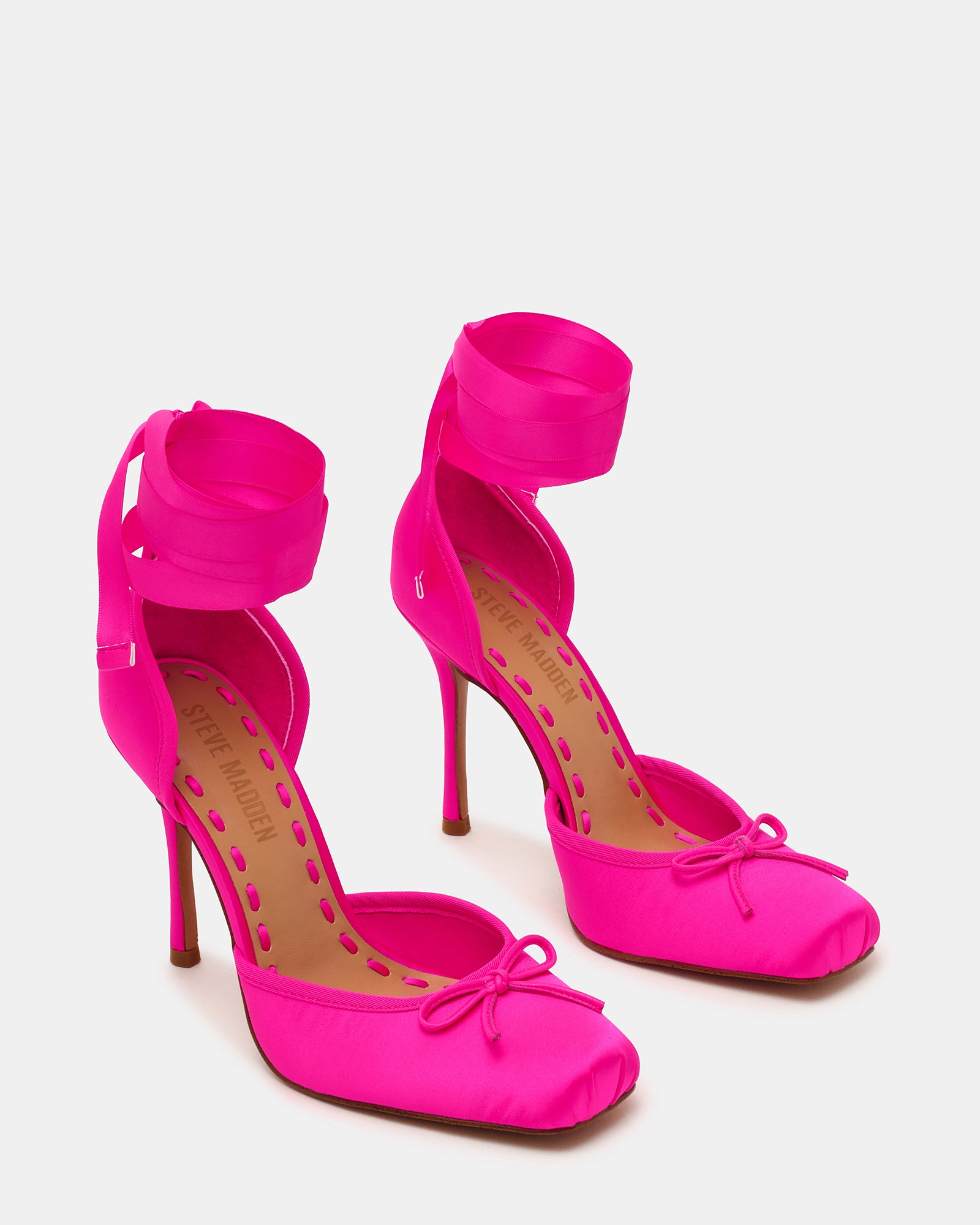 STEVEMADDEN_SHOES_LARINA_HOT-PINK-SATIN02.jpg