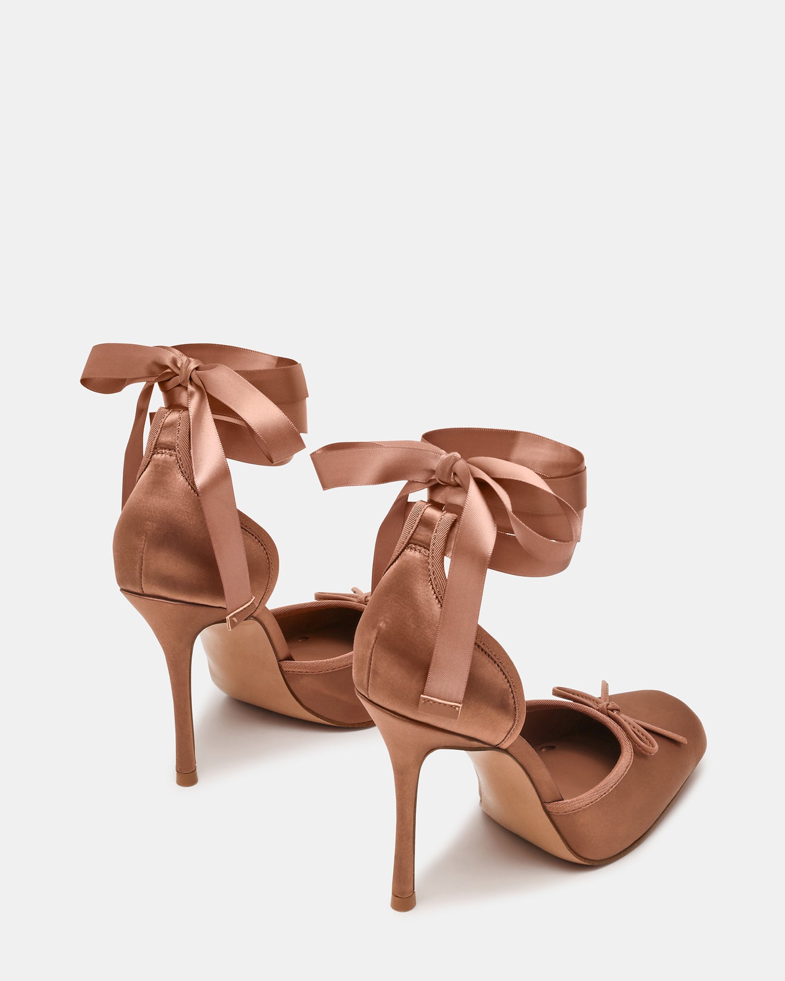STEVEMADDEN_SHOES_LARINA_TAN-SATIN03_5214b2d6-8565-44d9-bacf-4b4bb01de4c1.jpg