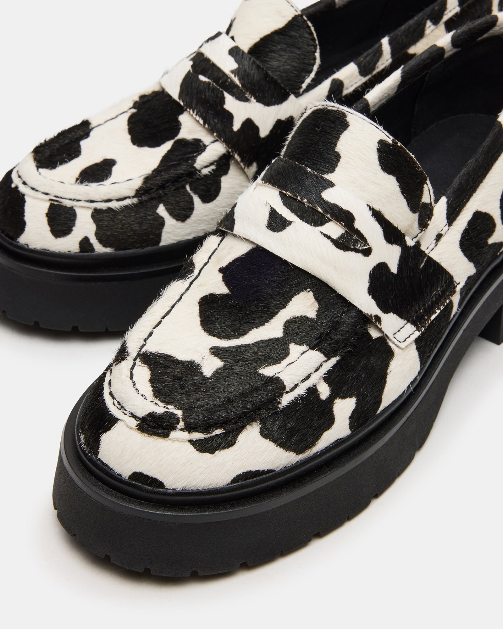 STEVEMADDEN_SHOES_LAYKEN-H_BLACK-WHITE_05.jpg