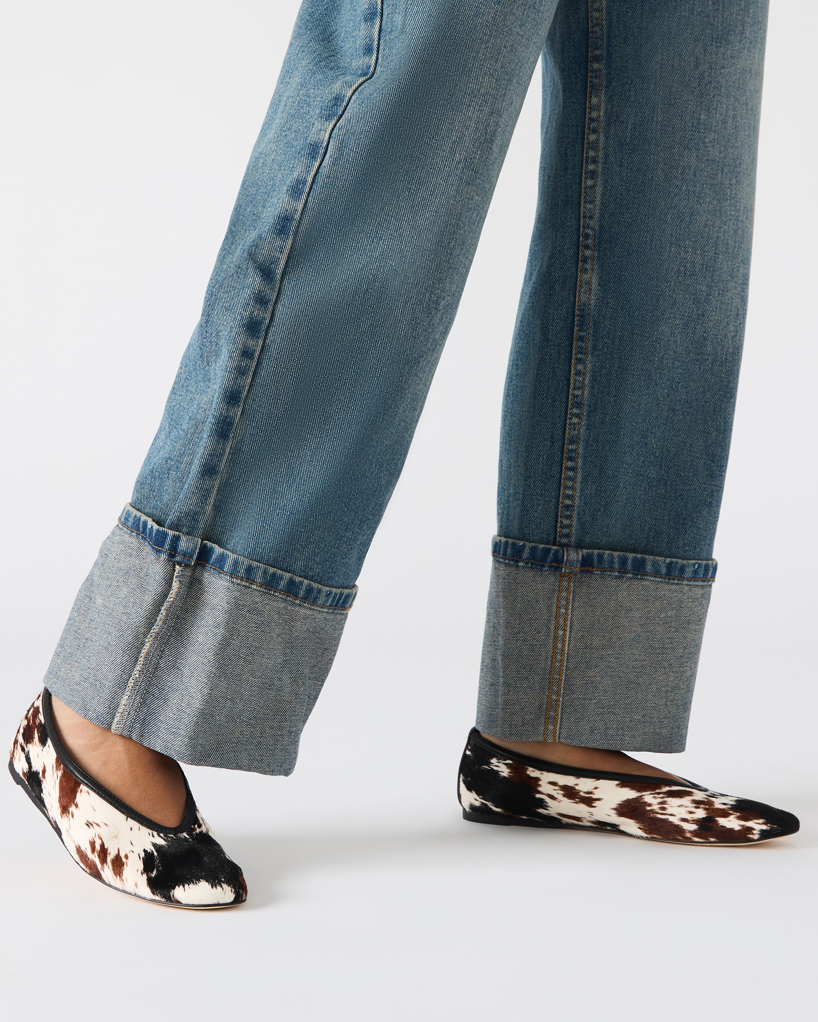 STEVEMADDEN_SHOES_LENI-C_COW-PRINT_14208_ae60d375-311a-44ef-b5d8-099a3b00c707.jpg