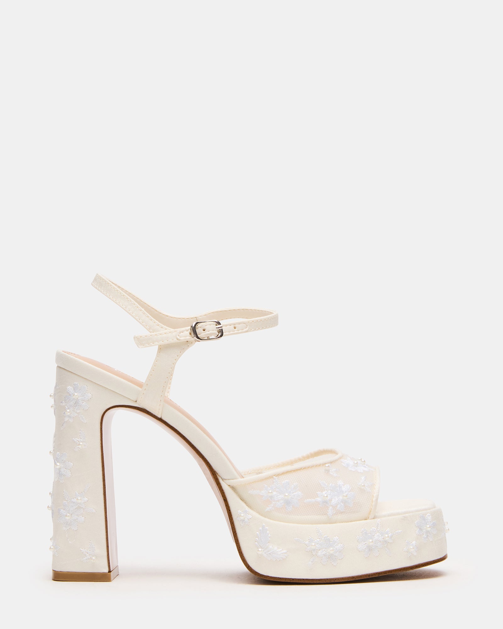 STEVEMADDEN_SHOES_LIANDRA-EMB_WHITE-MESH.jpg