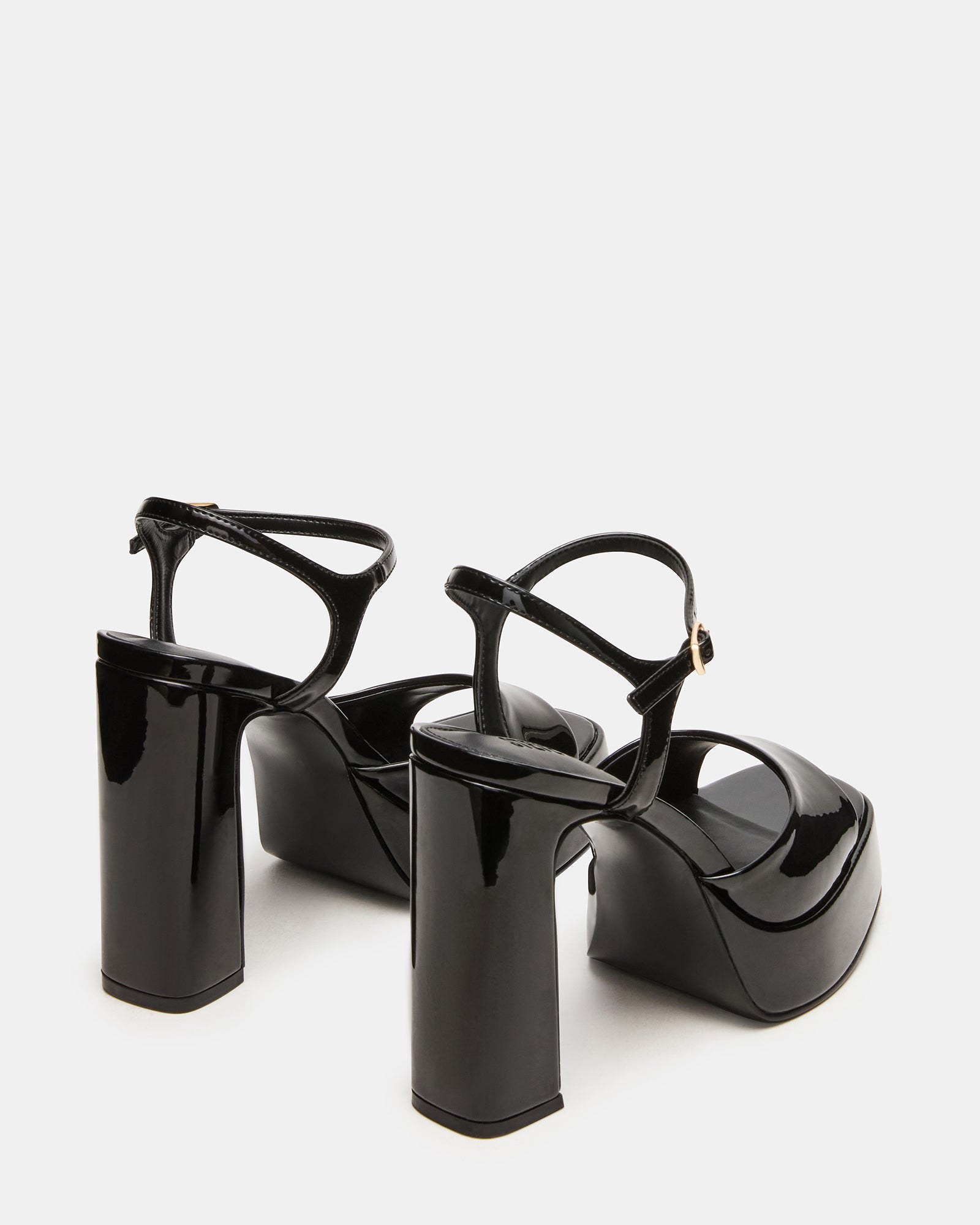 STEVEMADDEN_SHOES_LIANDRA_BLACK-PATENT_03_b3a36f06-2972-4e18-8382-211abf095c78.jpg