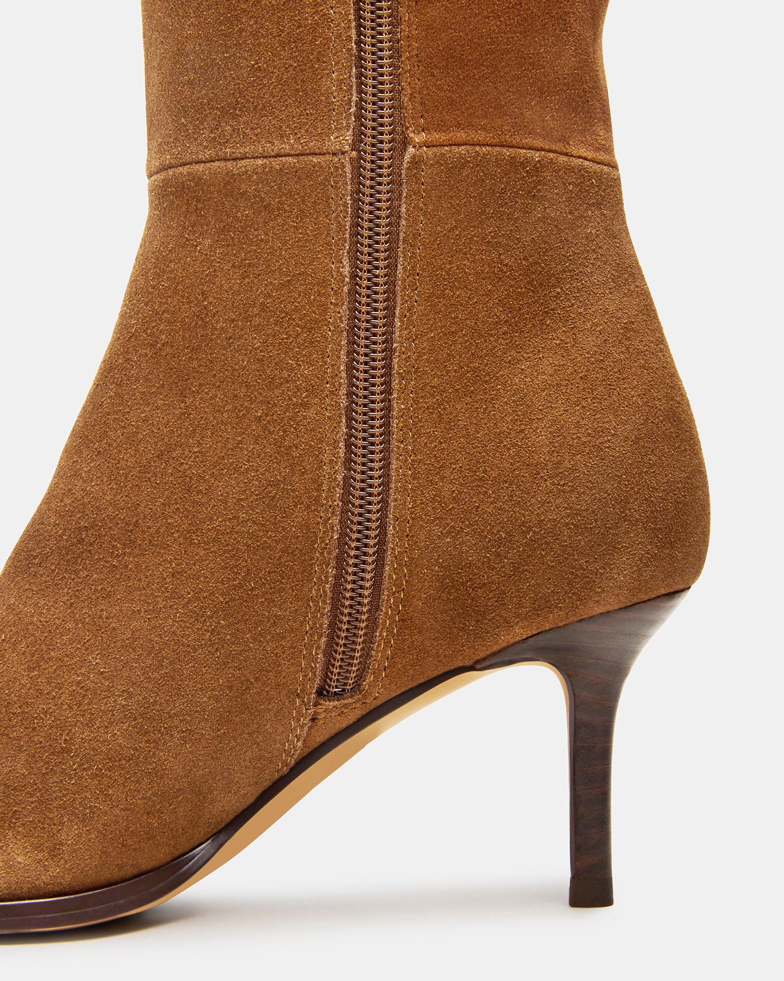 STEVEMADDEN_SHOES_LINGO_CHESTNUT-SUEDE_04_130c063b-5980-4e57-8e63-b3ef62b48d74.jpg
