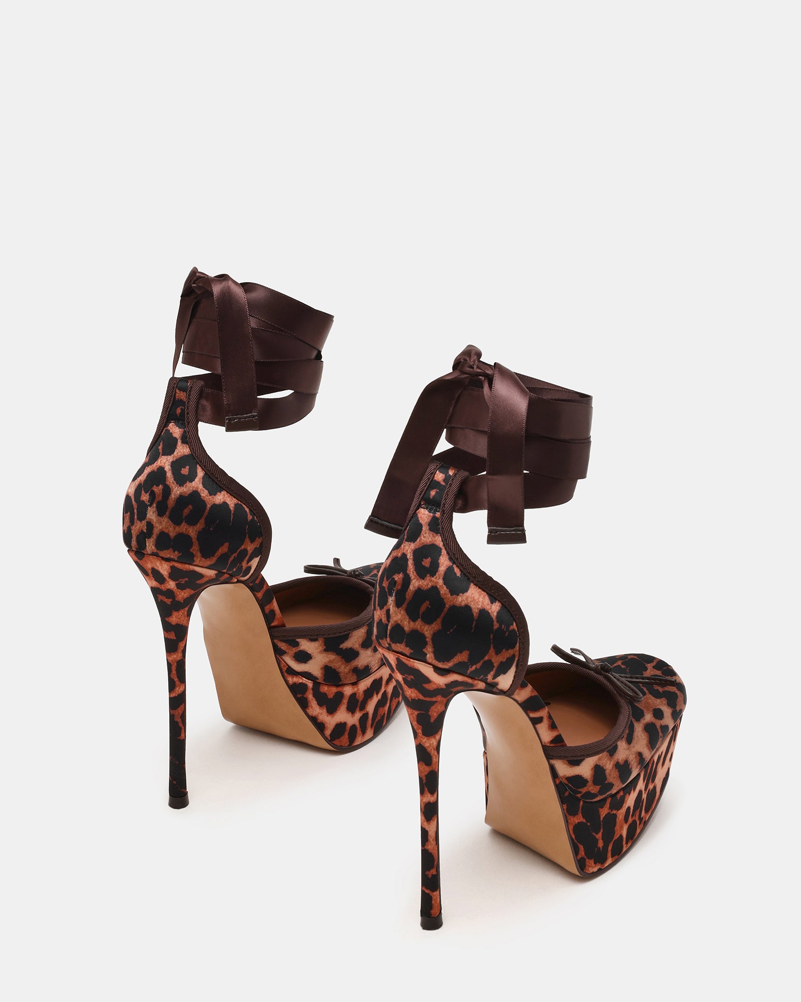 STEVEMADDEN_SHOES_LISTEN_LEOPARD03.jpg