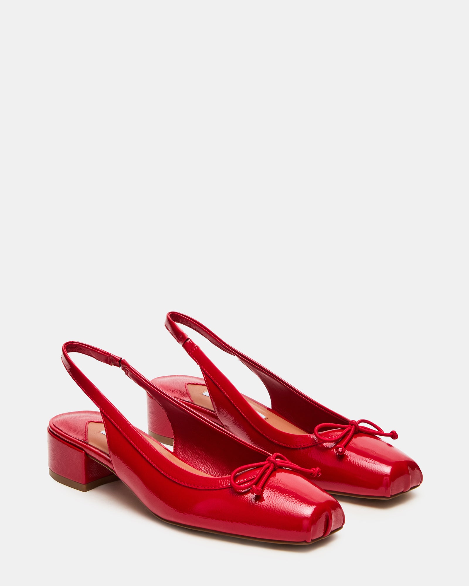 STEVEMADDEN_SHOES_LOVED_RED-CRINKLE_01.jpg