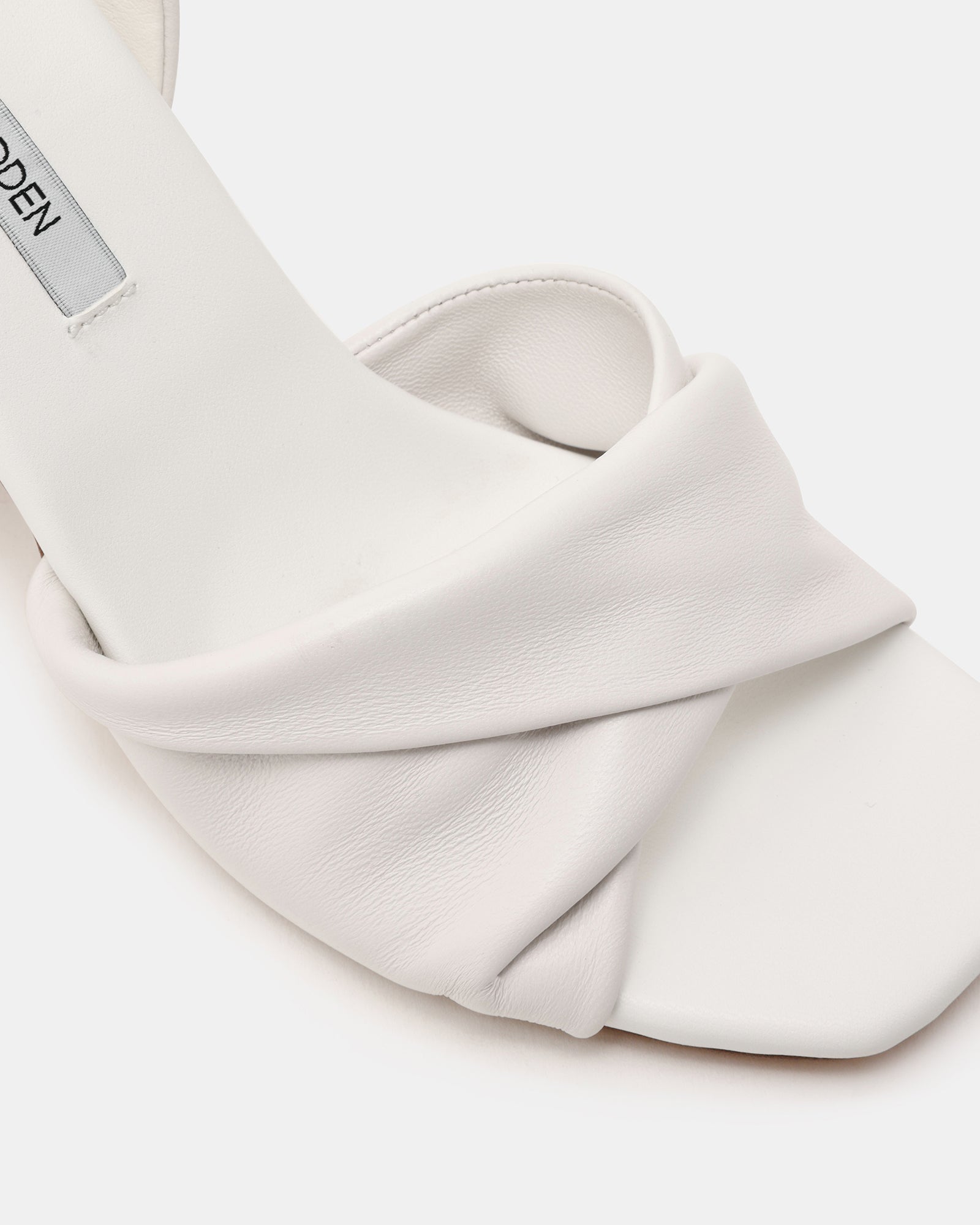 STEVEMADDEN_SHOES_MANDY_WHITE-LEATHER05.jpg