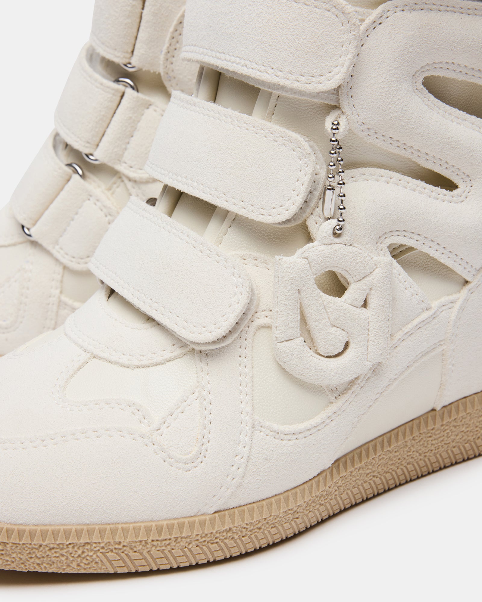 STEVEMADDEN_SHOES_MAVIS_WHITE_05.jpg