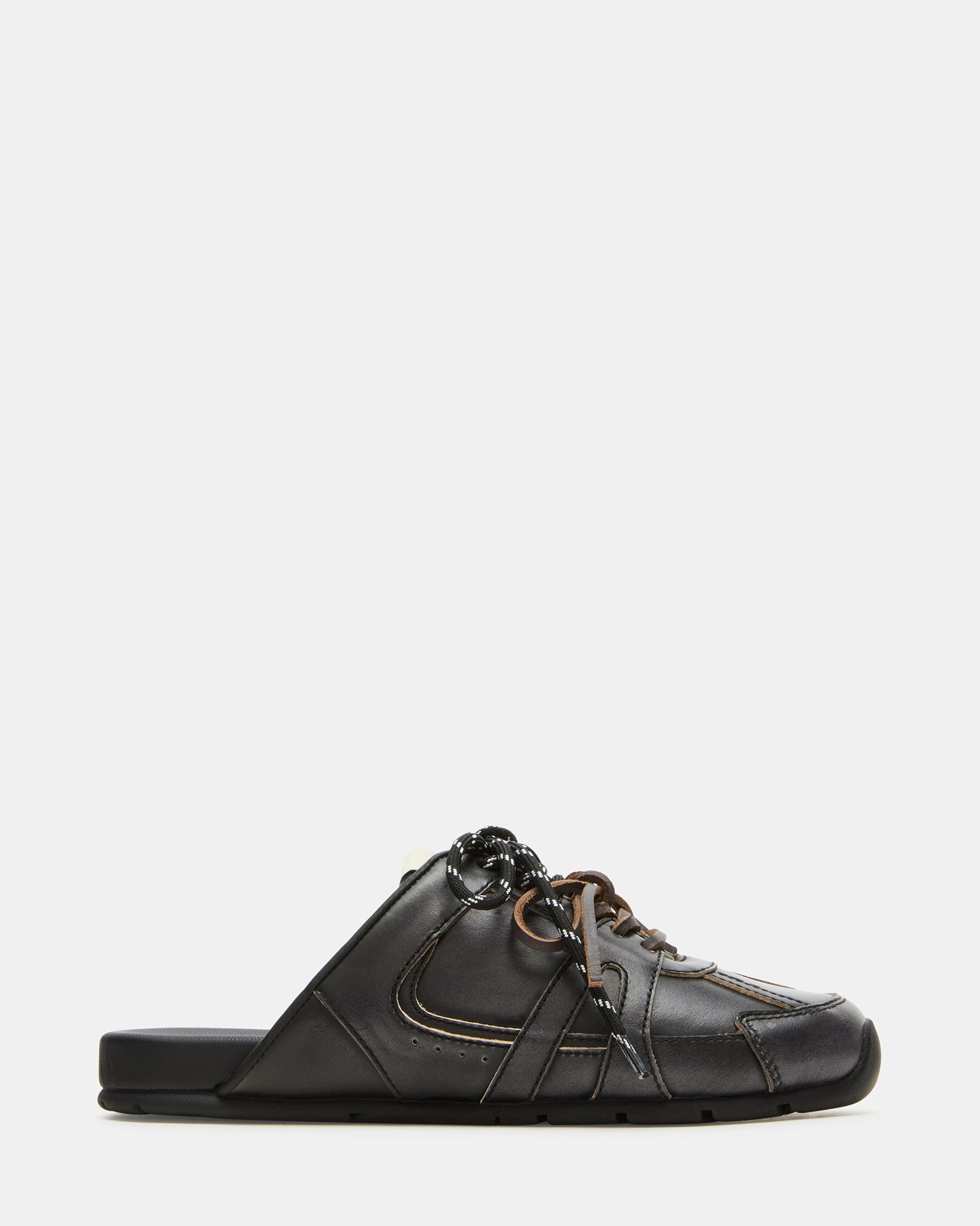 STEVEMADDEN_SHOES_MAYSA_BLACK-DISTRESSED_01.jpg
