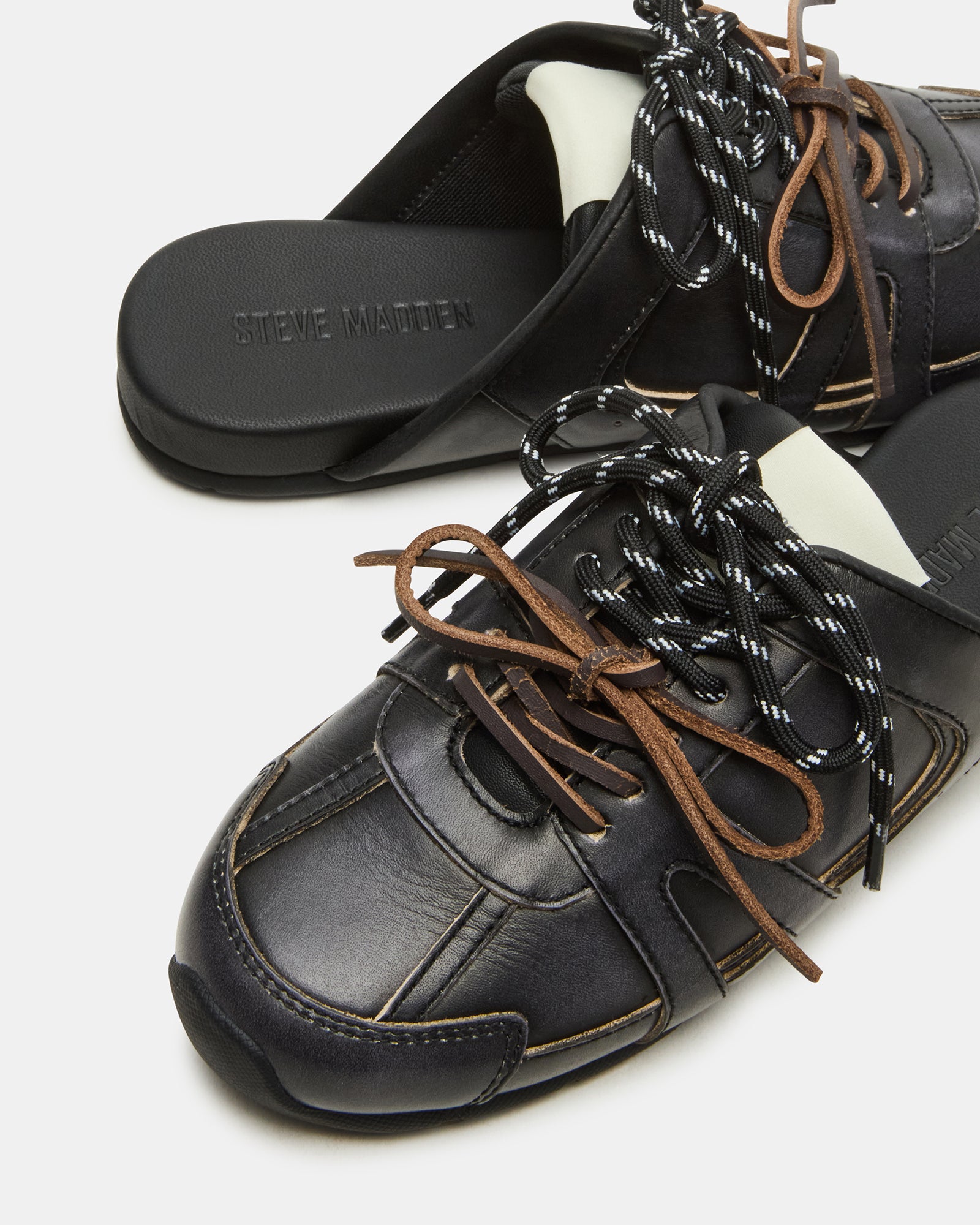 STEVEMADDEN_SHOES_MAYSA_BLACK-DISTRESSED_05.jpg