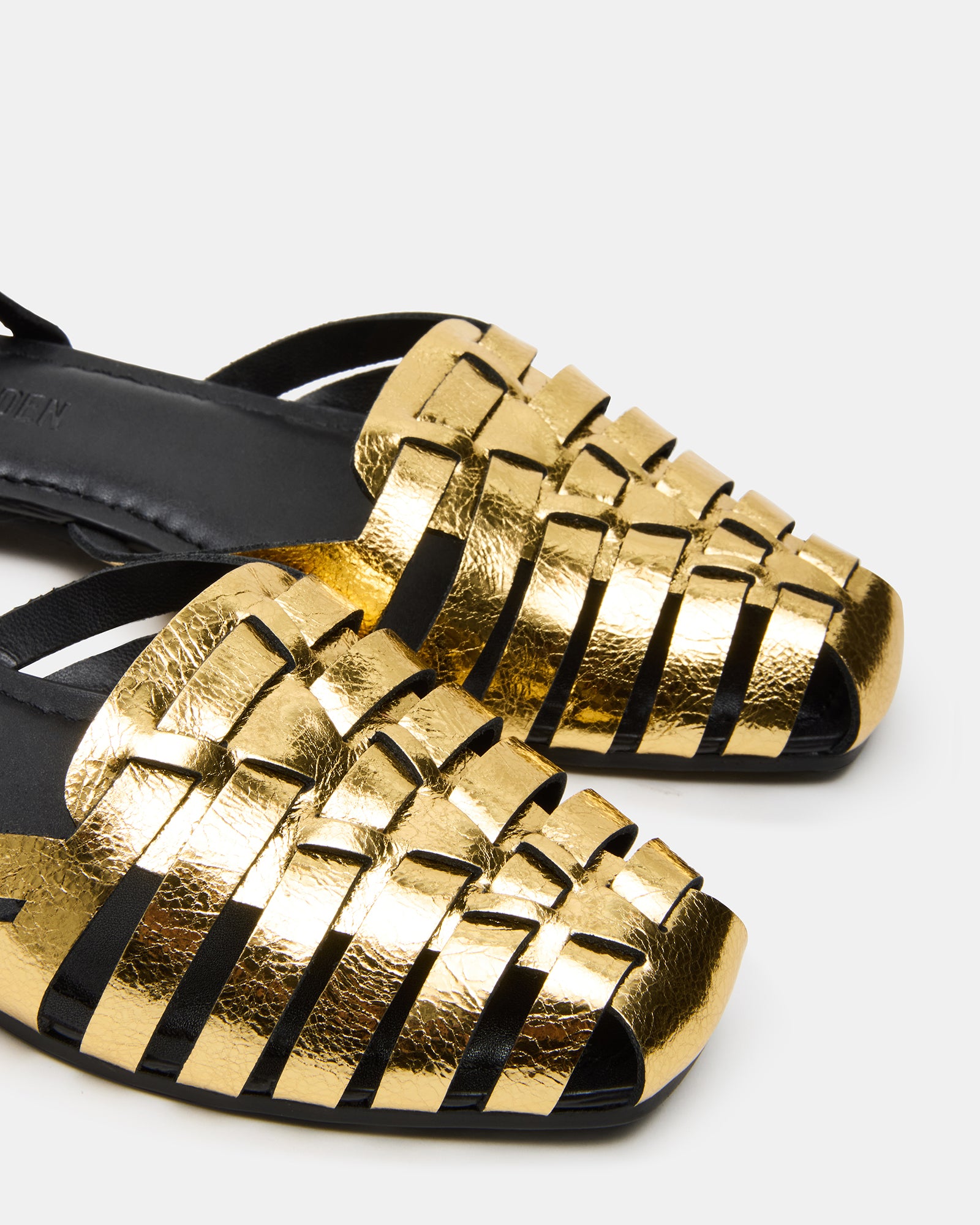 STEVEMADDEN_SHOES_MEDLIN_GOLD_04.jpg