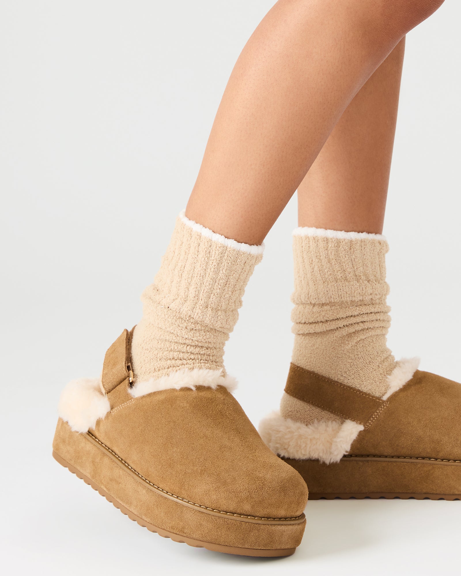 STEVEMADDEN_SHOES_MELLOW-F_COGNAC-SUEDE_11207.jpg
