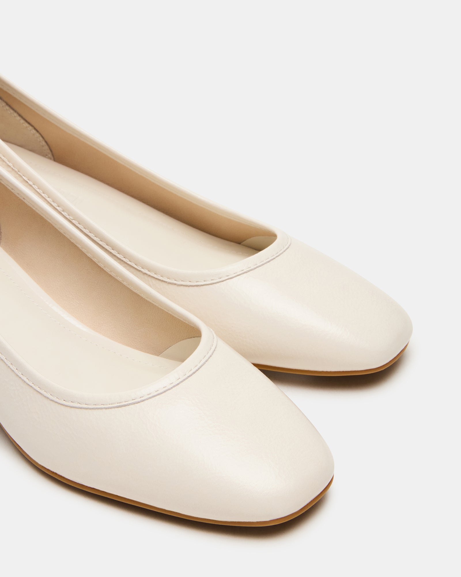 STEVEMADDEN_SHOES_MOLLIE_BONE-PATENT_04.jpg