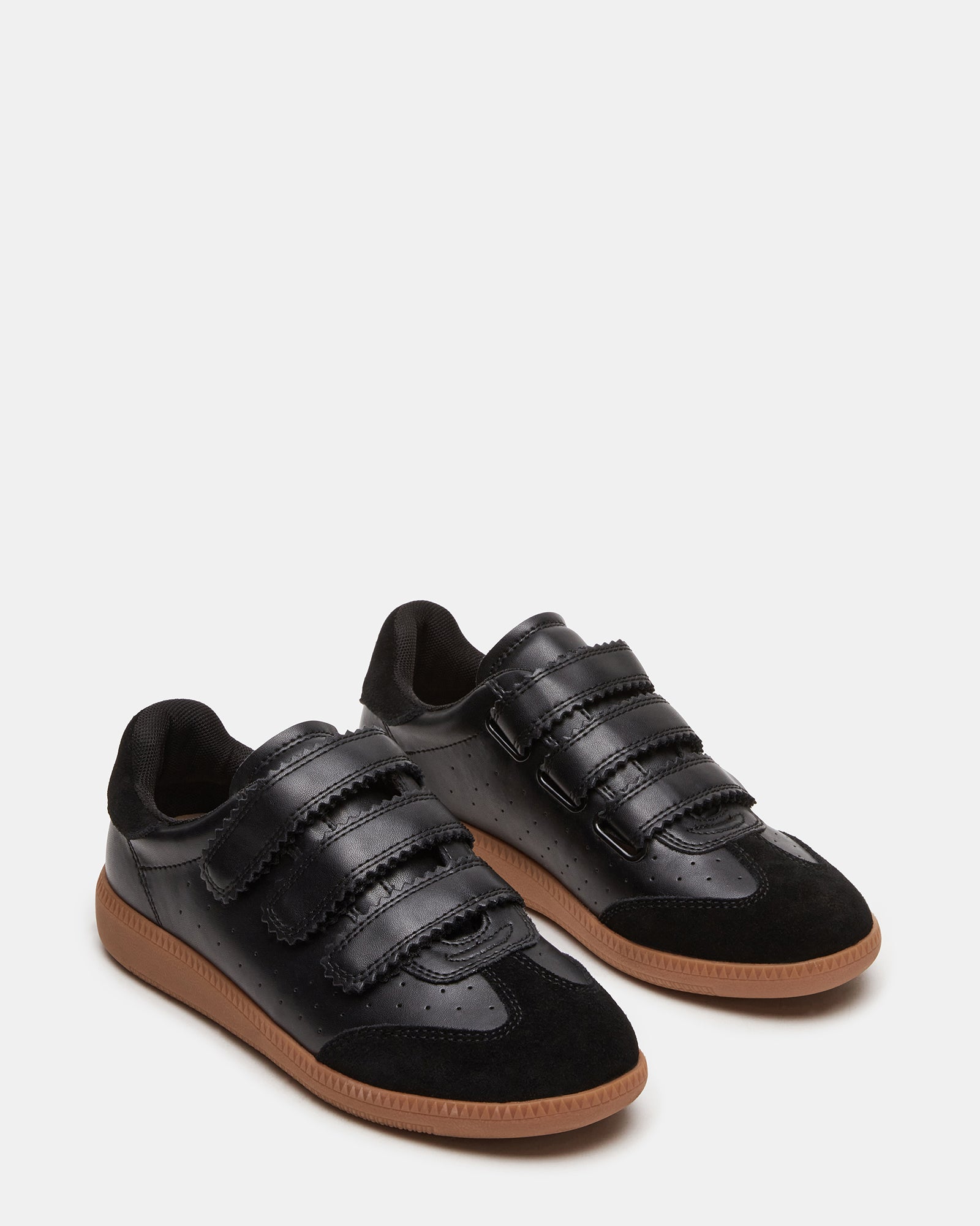 STEVEMADDEN_SHOES_MOMENTUM_BLACK_02_bb8130ed-34f5-4607-8d8f-d026e0b44a4b.jpg