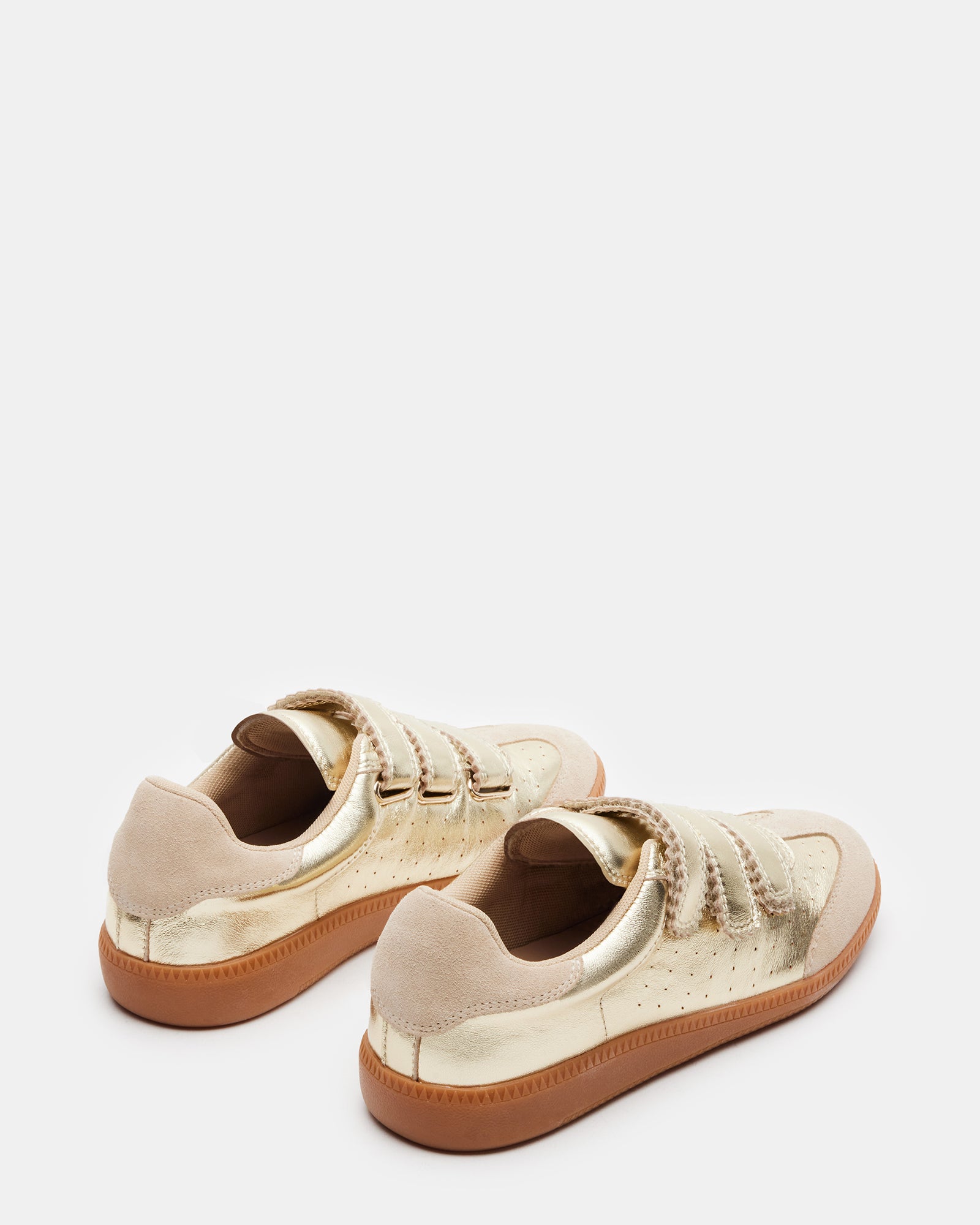 STEVEMADDEN_SHOES_MOMENTUM_GOLD_03_367cdd97-ffbd-494c-ae24-ab9f05673c91.jpg