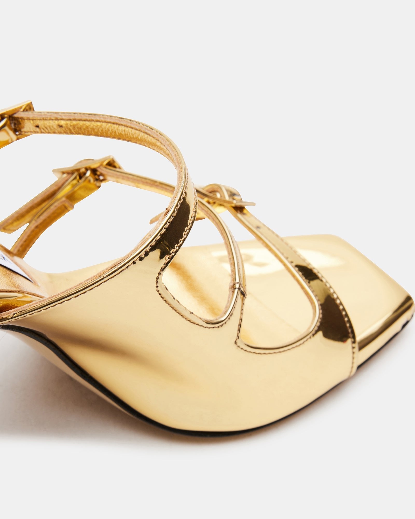 STEVEMADDEN_SHOES_OPULENT_GOLD-LEATHER_05.jpg