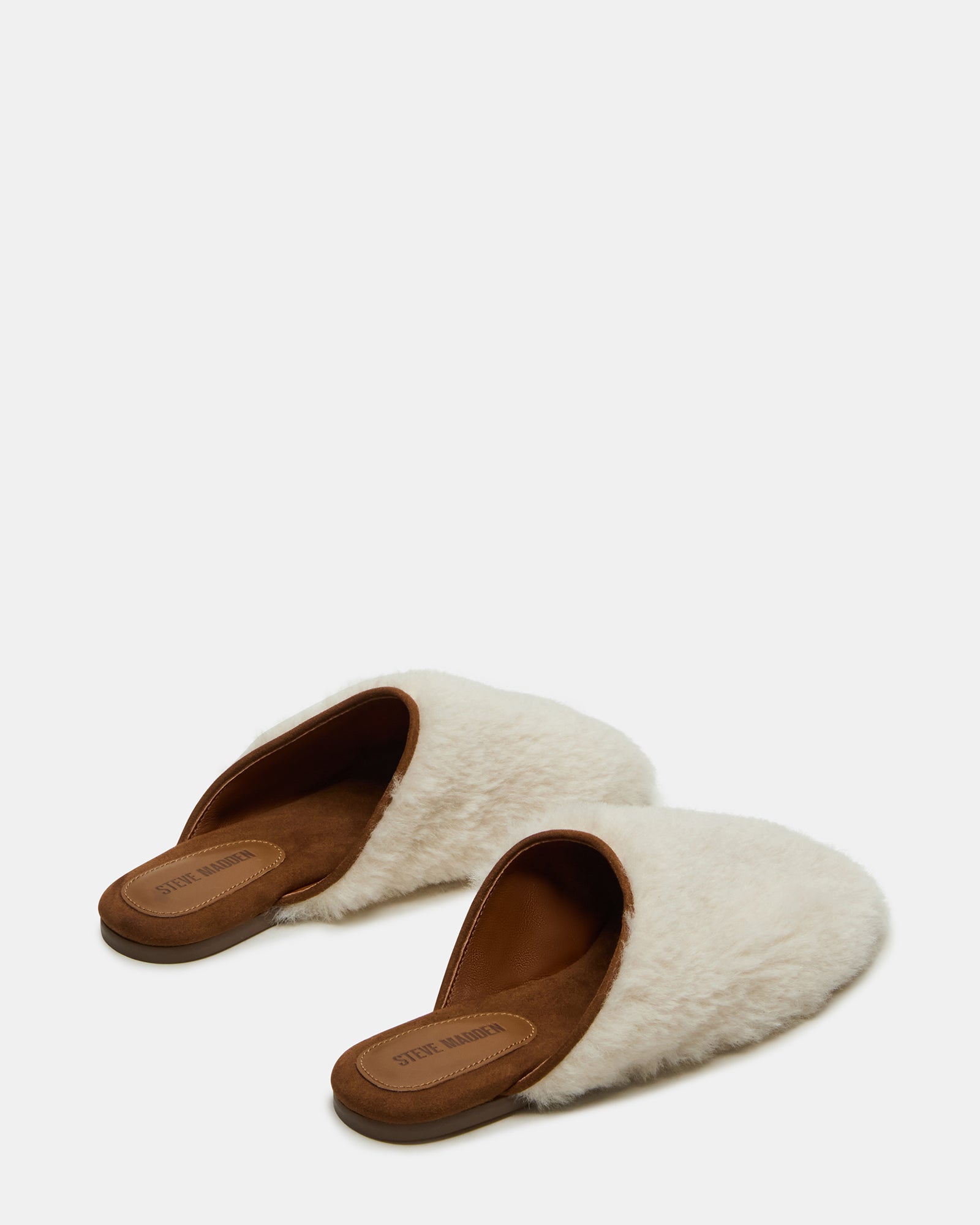 STEVEMADDEN_SHOES_PEARSON-F_CREAM_02.jpg