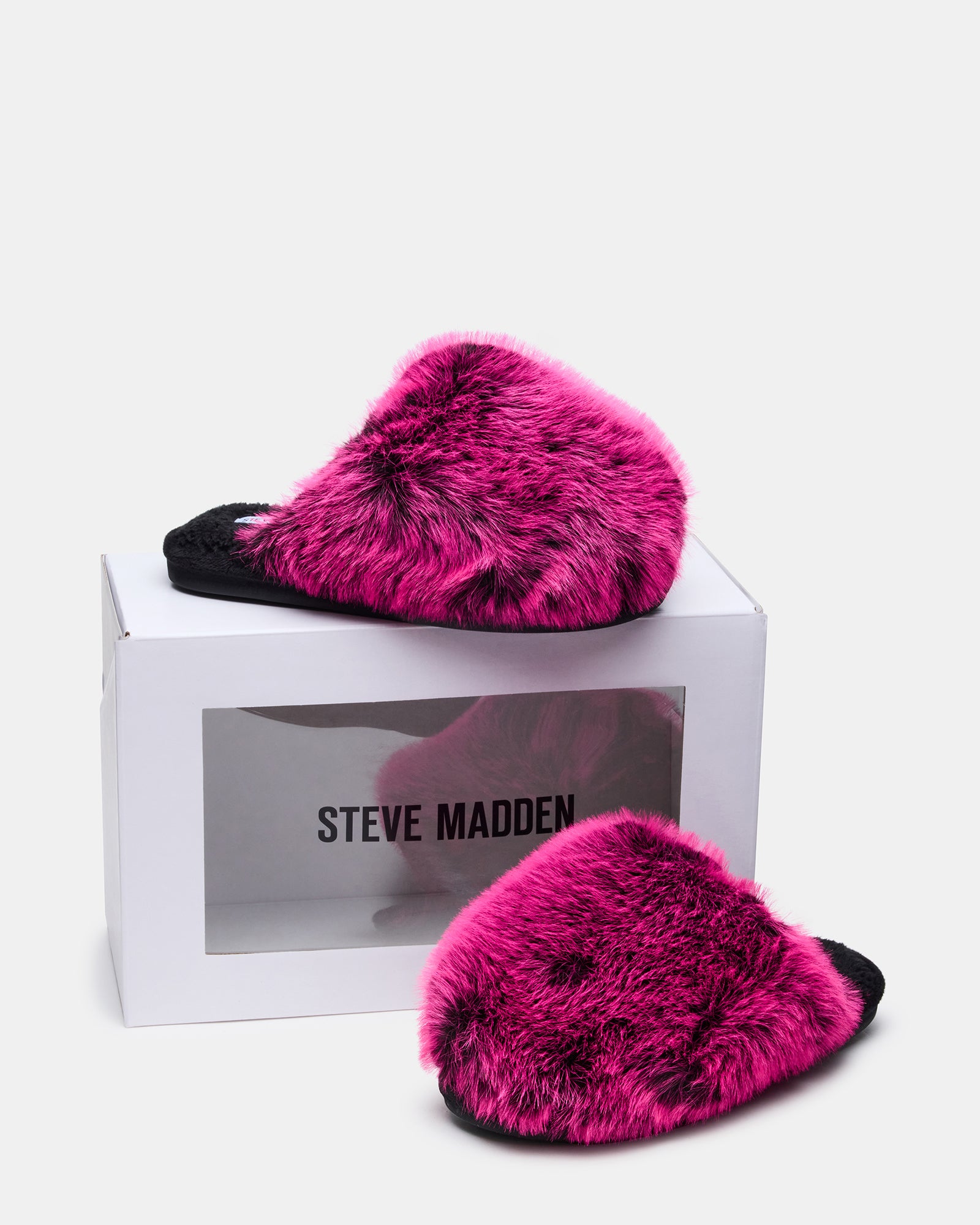 STEVEMADDEN_SHOES_POOF_FUSIA_0538.jpg